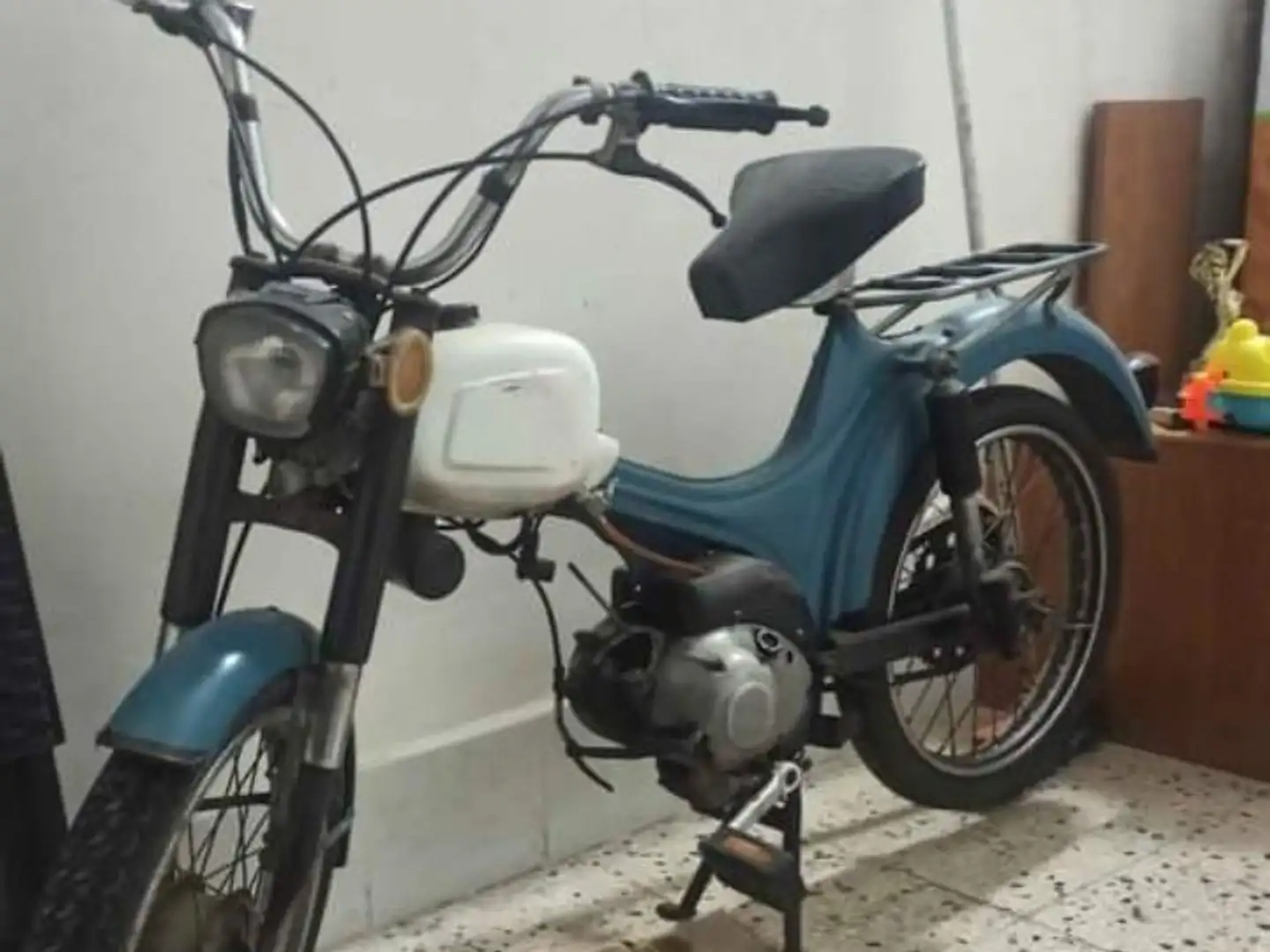 Moto Guzzi Zigolo Azul - 1