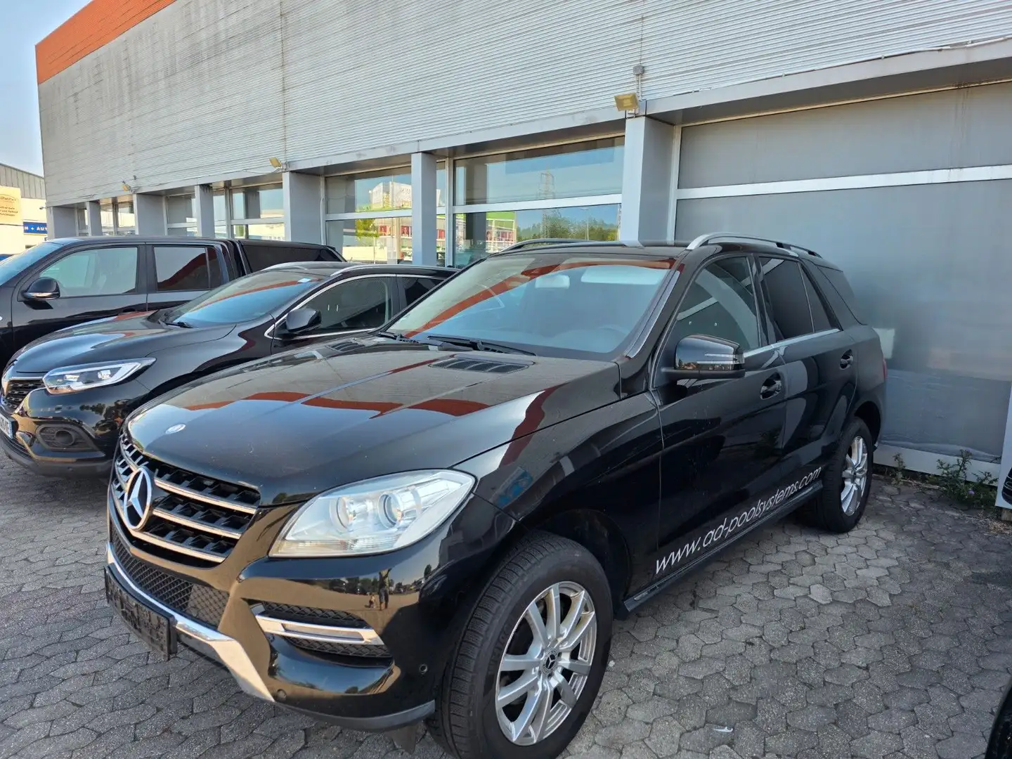 Mercedes-Benz ML 250 CDI BlueTec  ATM 150 Tkm. gesamt 400 Tkm Schwarz - 2