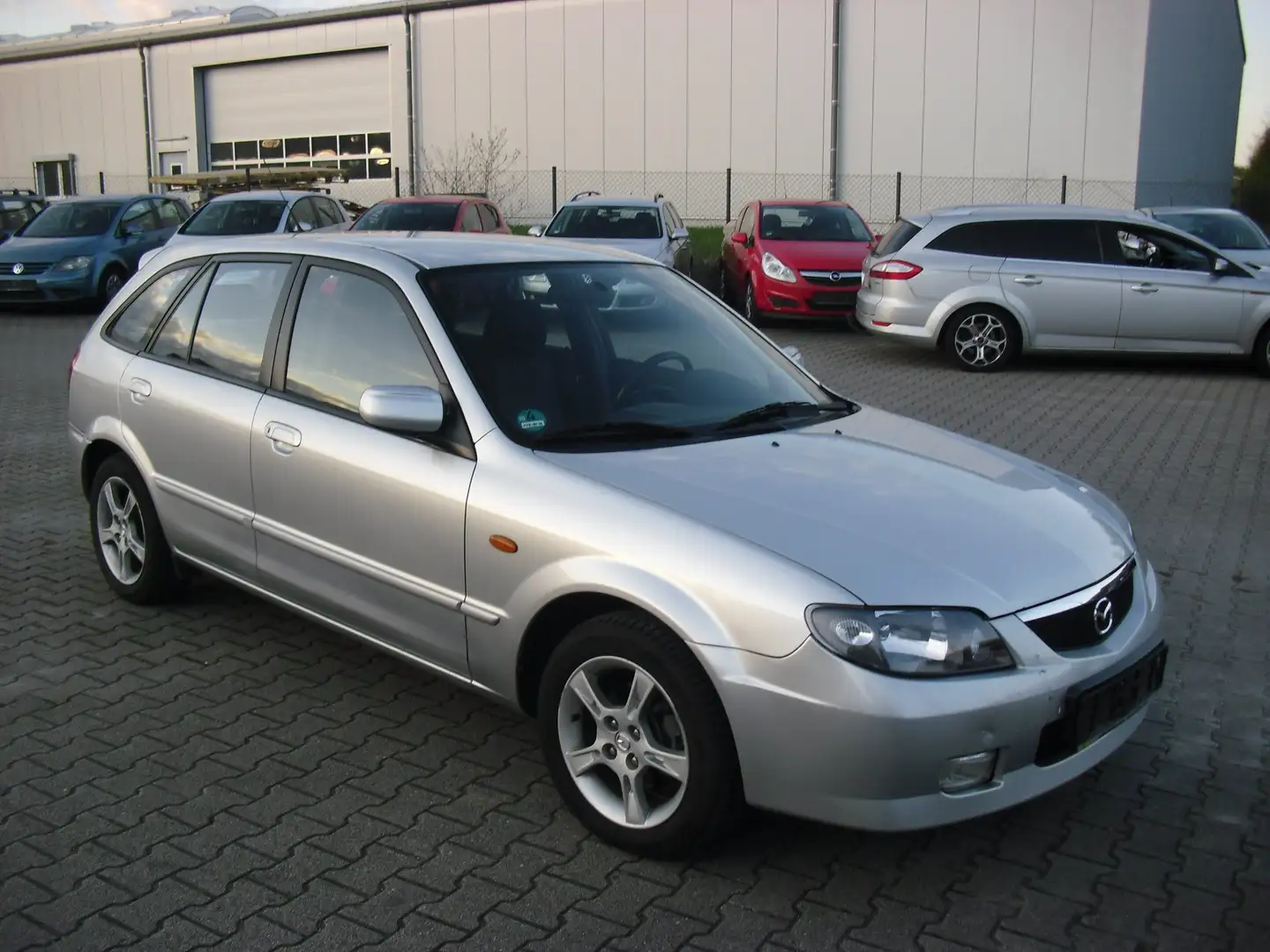 Mazda 323 323 F 1.6 Exclusive - 2