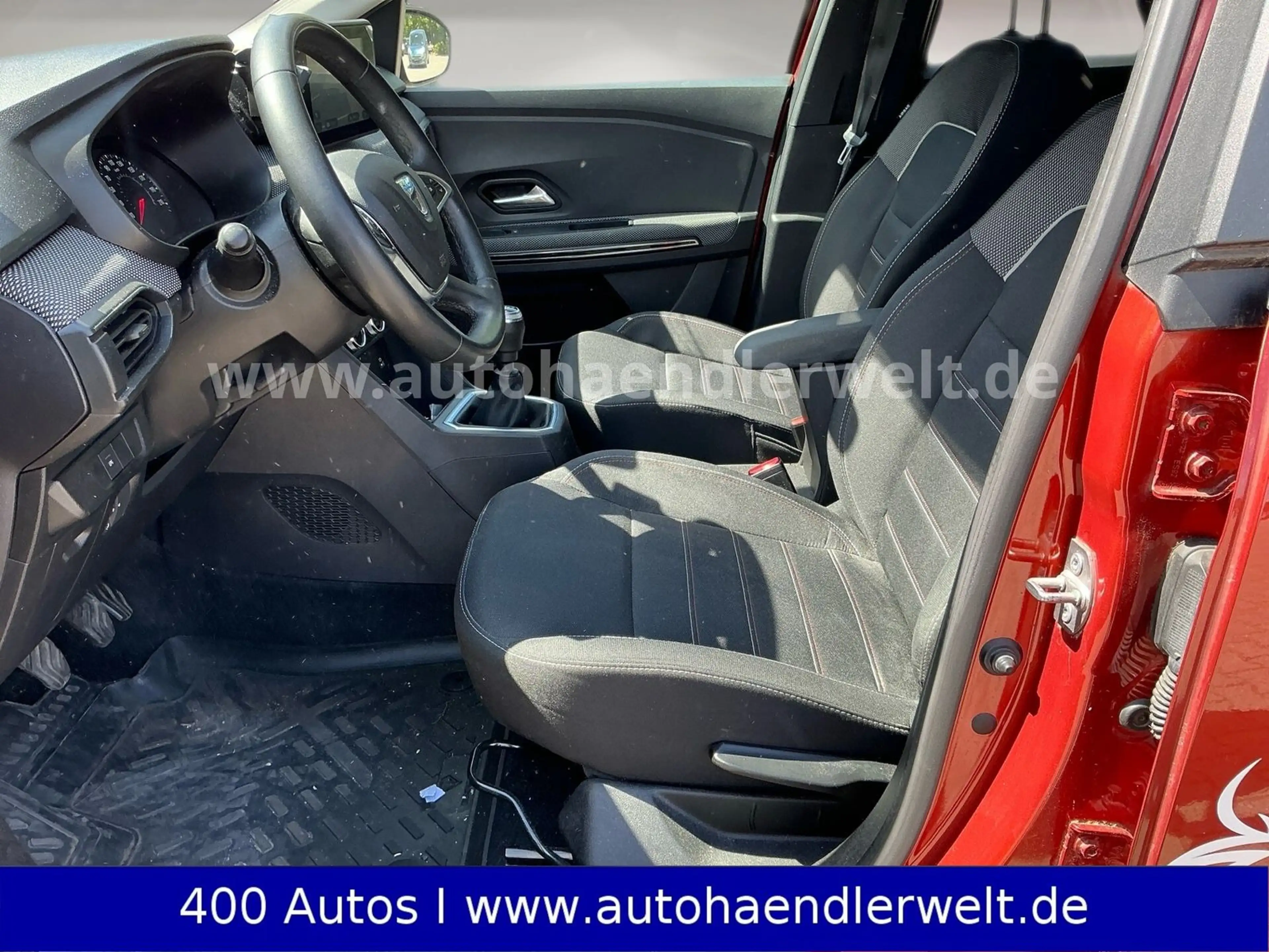 Dacia Jogger 1.0 TCE LPG Extreme — photo 9