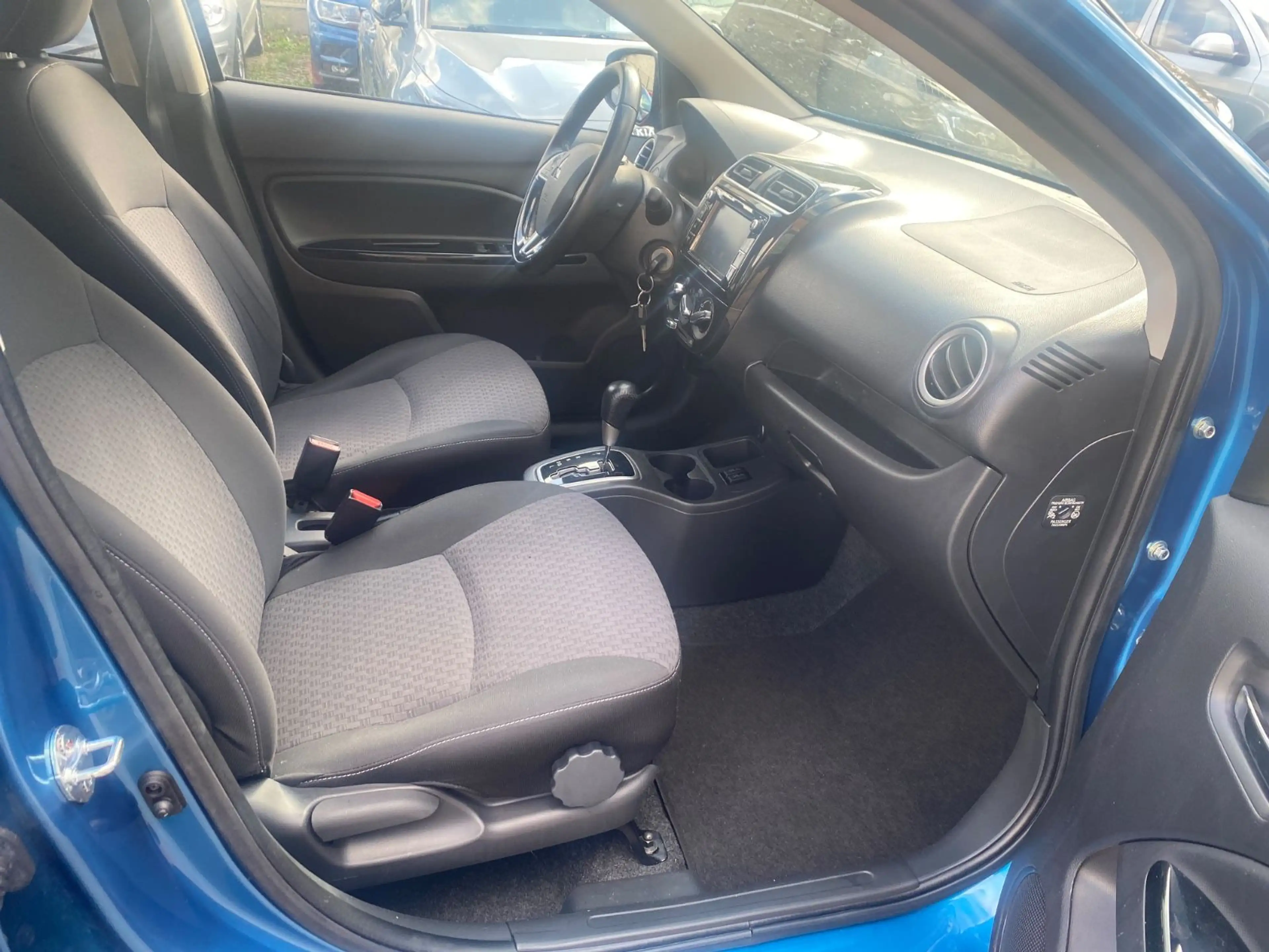 Mitsubishi Space Star Diamant Edition+Aut.+Navi+Allwetter — photo 15