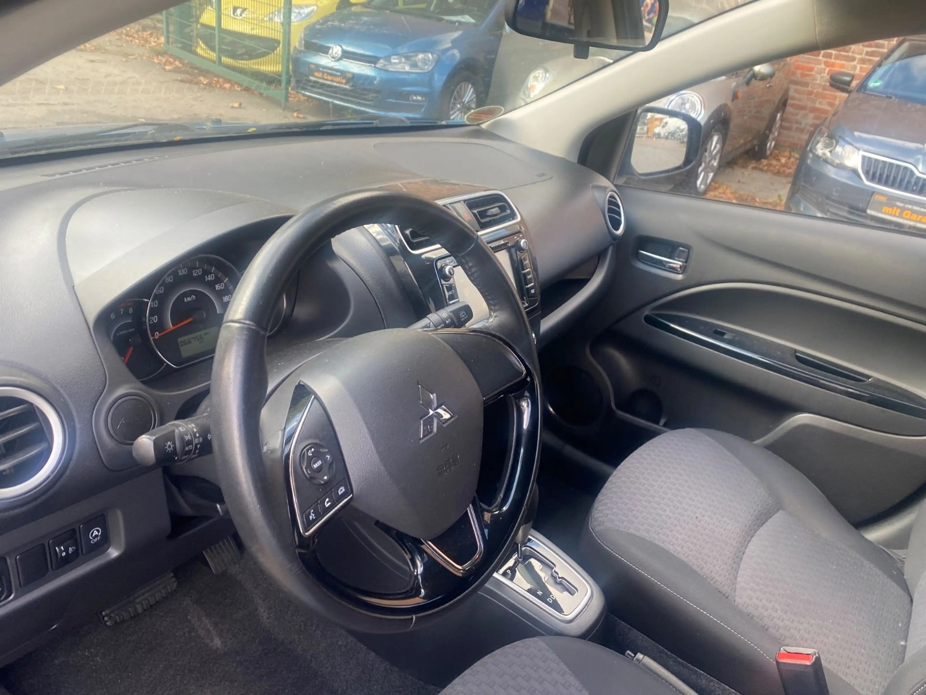 Mitsubishi Space Star Diamant Edition+Aut.+Navi+Allwetter — photo 10