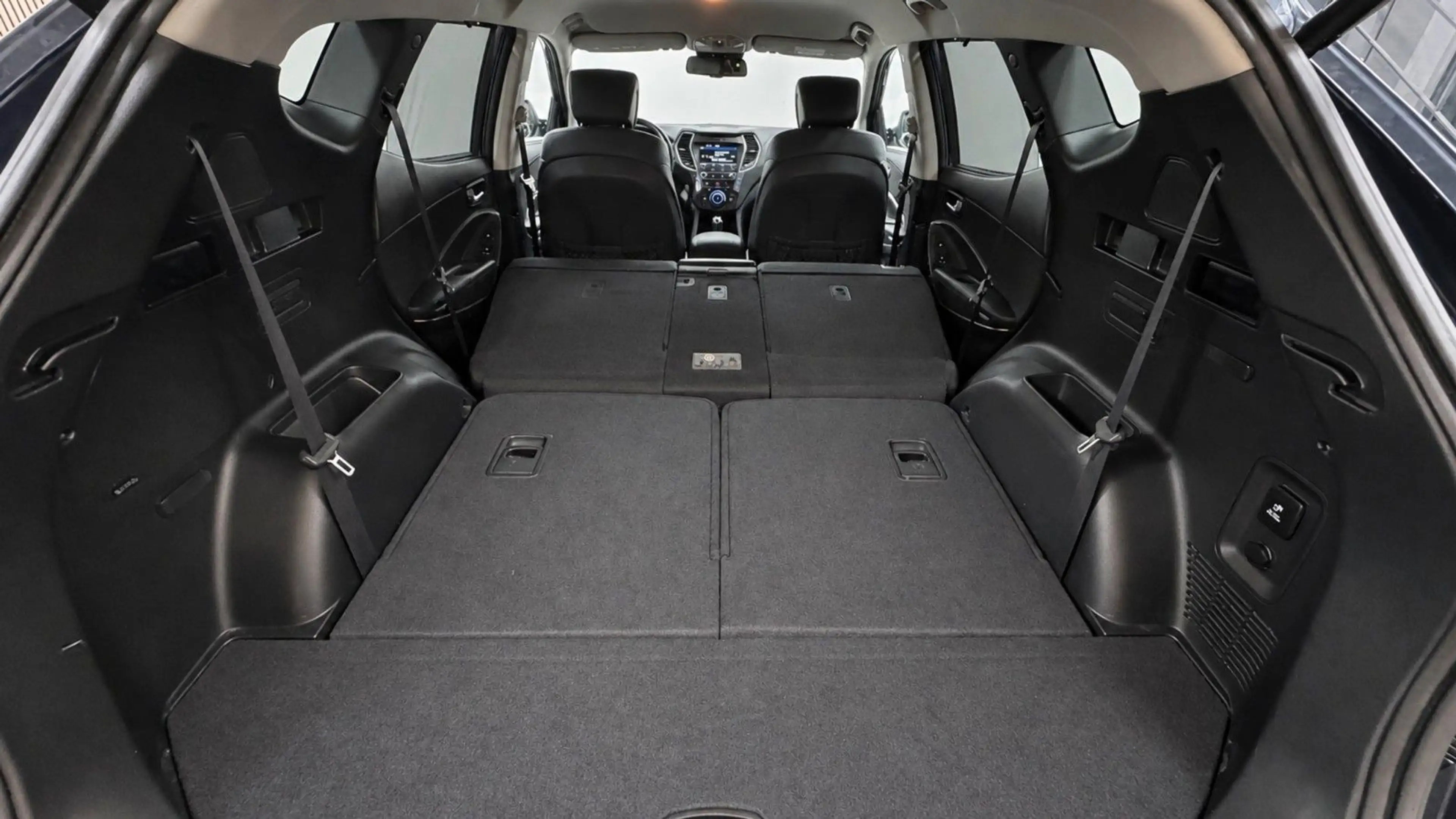 Hyundai SANTA FE Premium 4WD*7-SITZER*360°*AHK*INFINITY* — photo 15