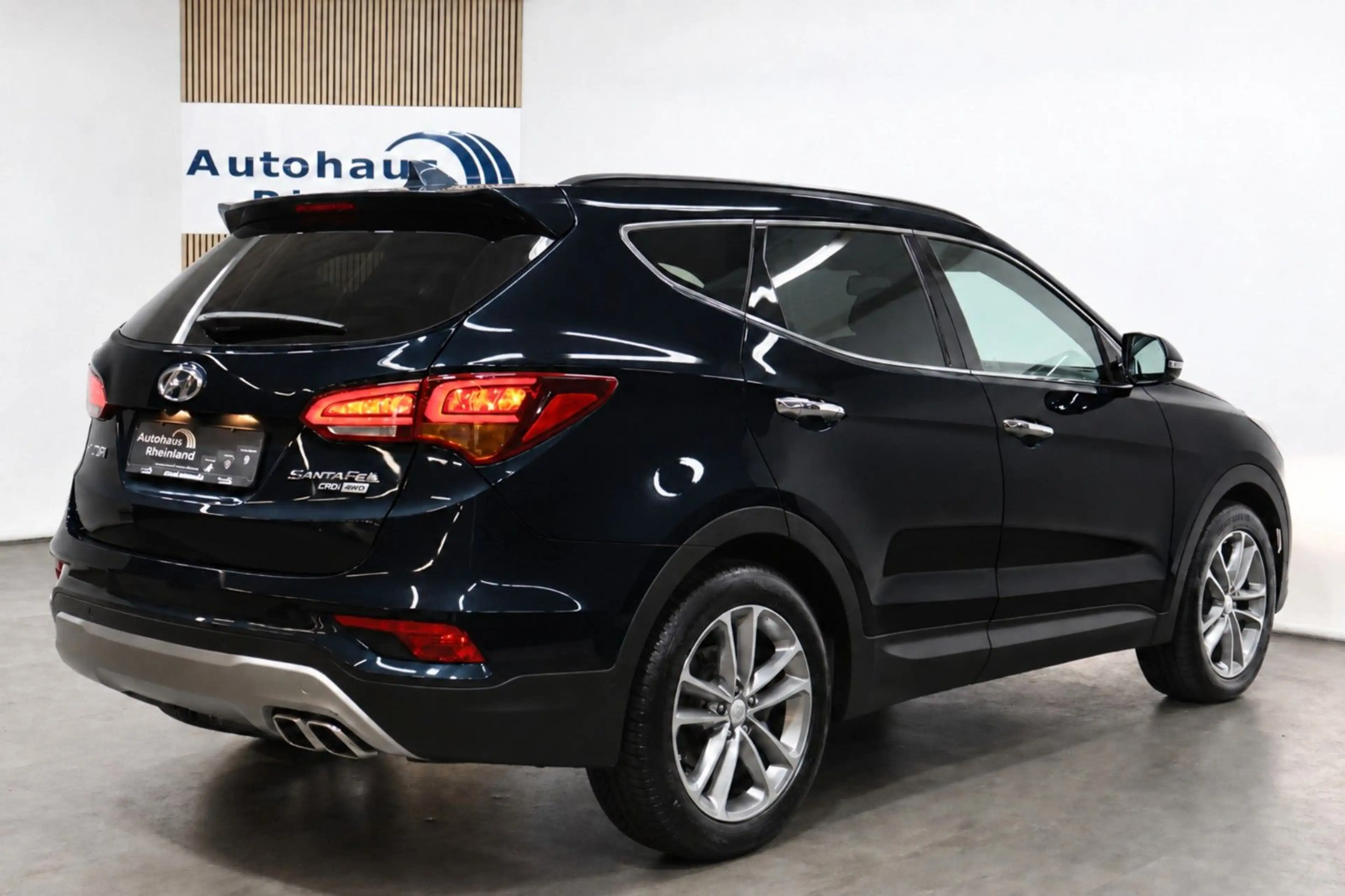 Hyundai SANTA FE Premium 4WD*7-SITZER*360°*AHK*INFINITY* — photo 4