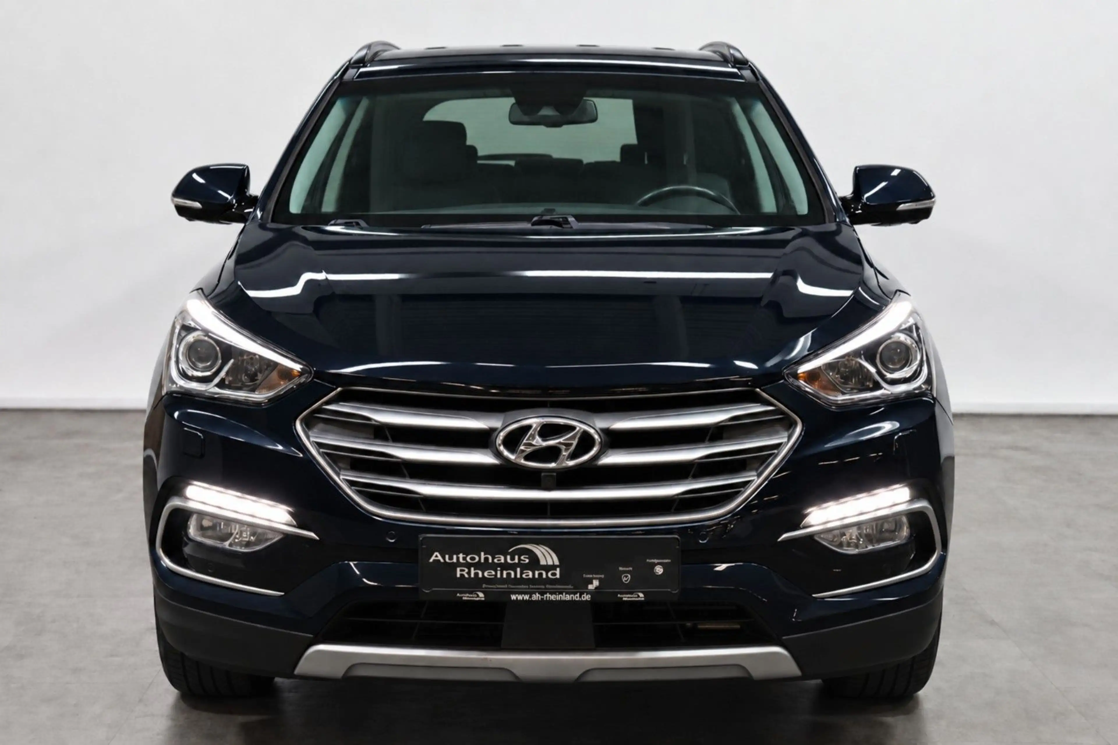 Hyundai SANTA FE Premium 4WD*7-SITZER*360°*AHK*INFINITY* — photo 7