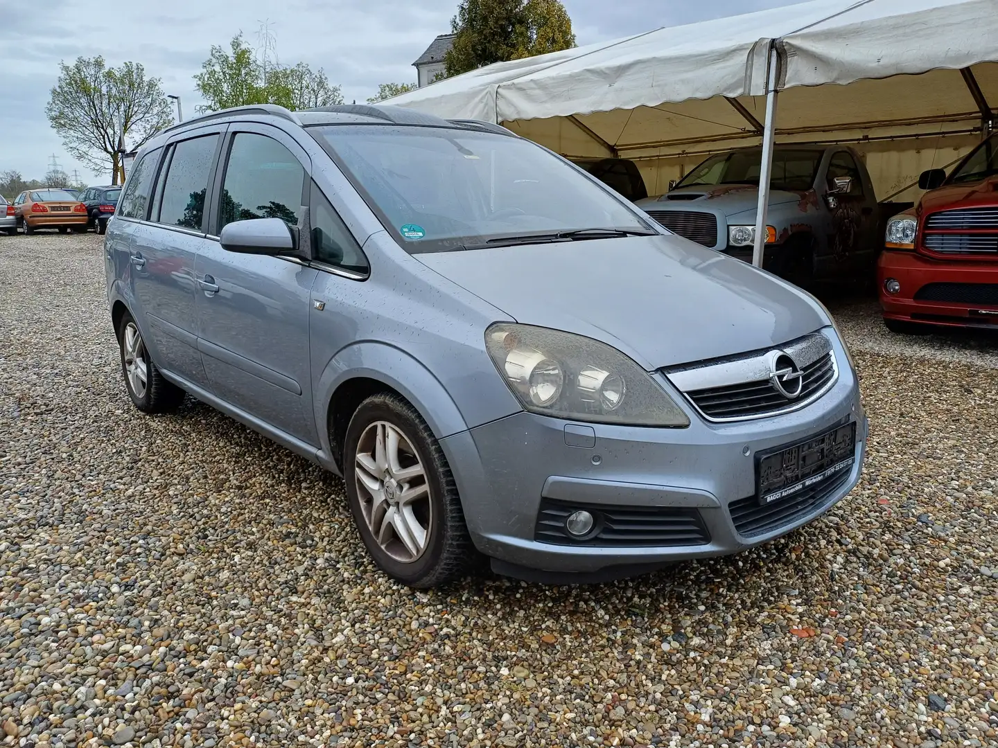 Opel Zafira Cosmo Blau - 2