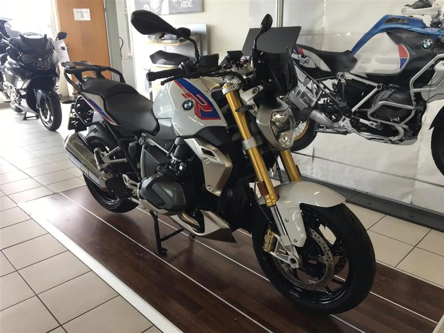 BMW R 1250 R Alle Pakete / Style Sport - 2