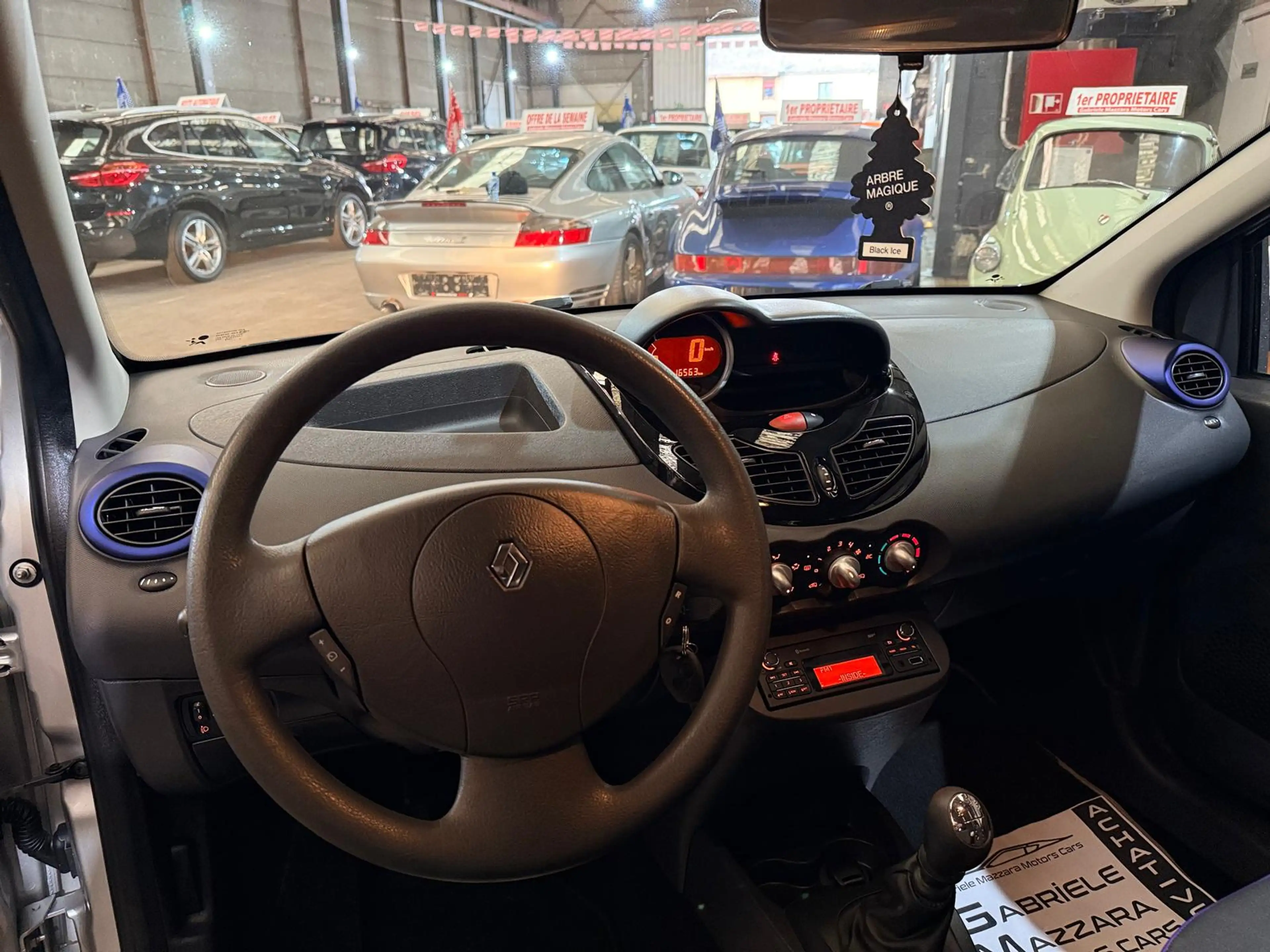 Renault Twingo Twingo 1.2i Airco USB V.E V.C — photo 23