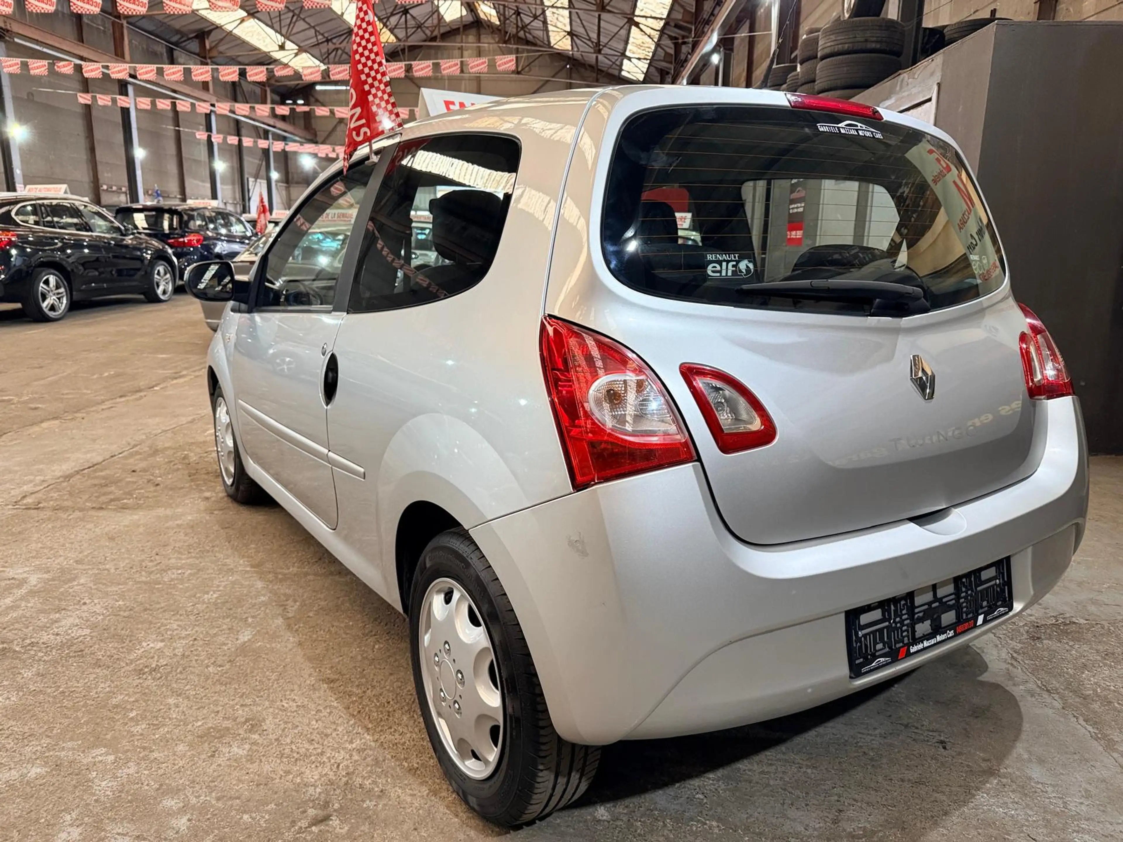 Renault Twingo Twingo 1.2i Airco USB V.E V.C — photo 4