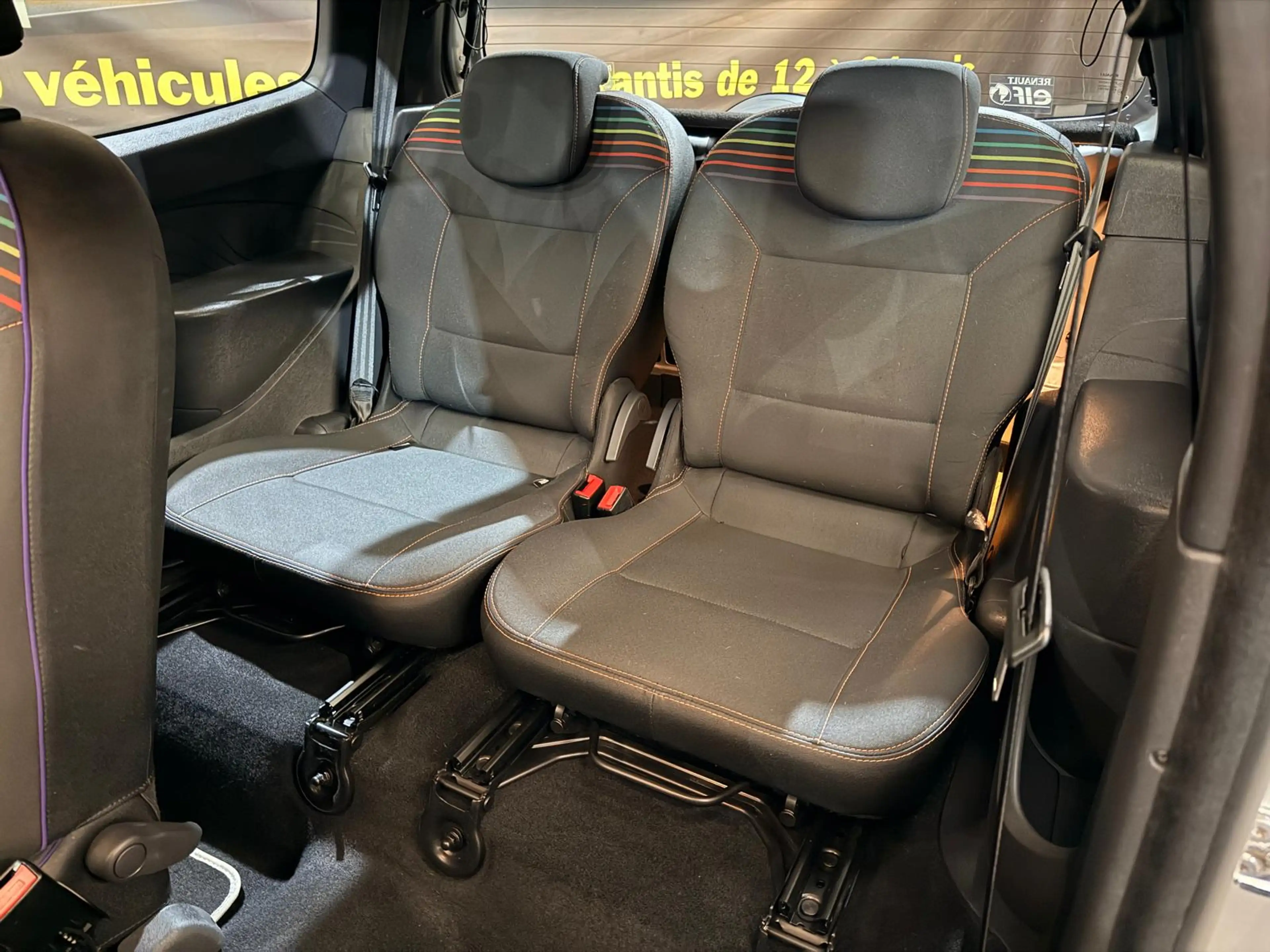 Renault Twingo Twingo 1.2i Airco USB V.E V.C — photo 25