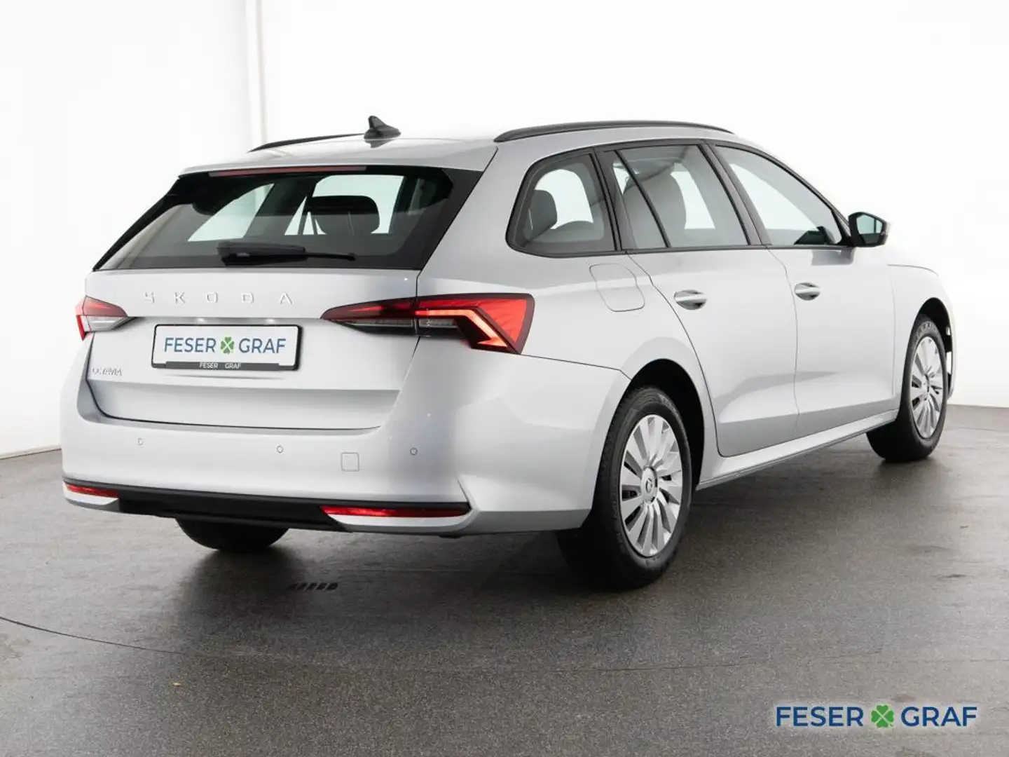 Skoda Octavia 1.5TSI Essence AHK Design-Paket Studio Silber - 2