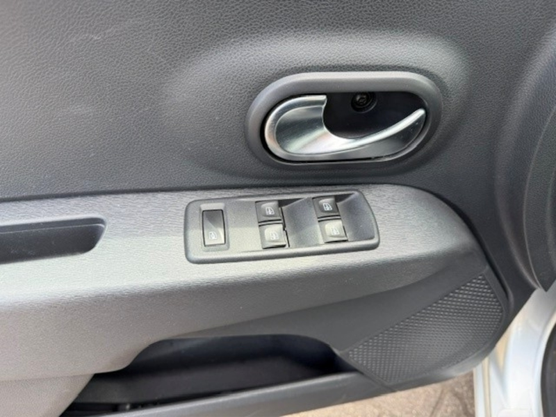 Dacia Lodgy 7 Sitze Kamera Klima Navi — photo 9