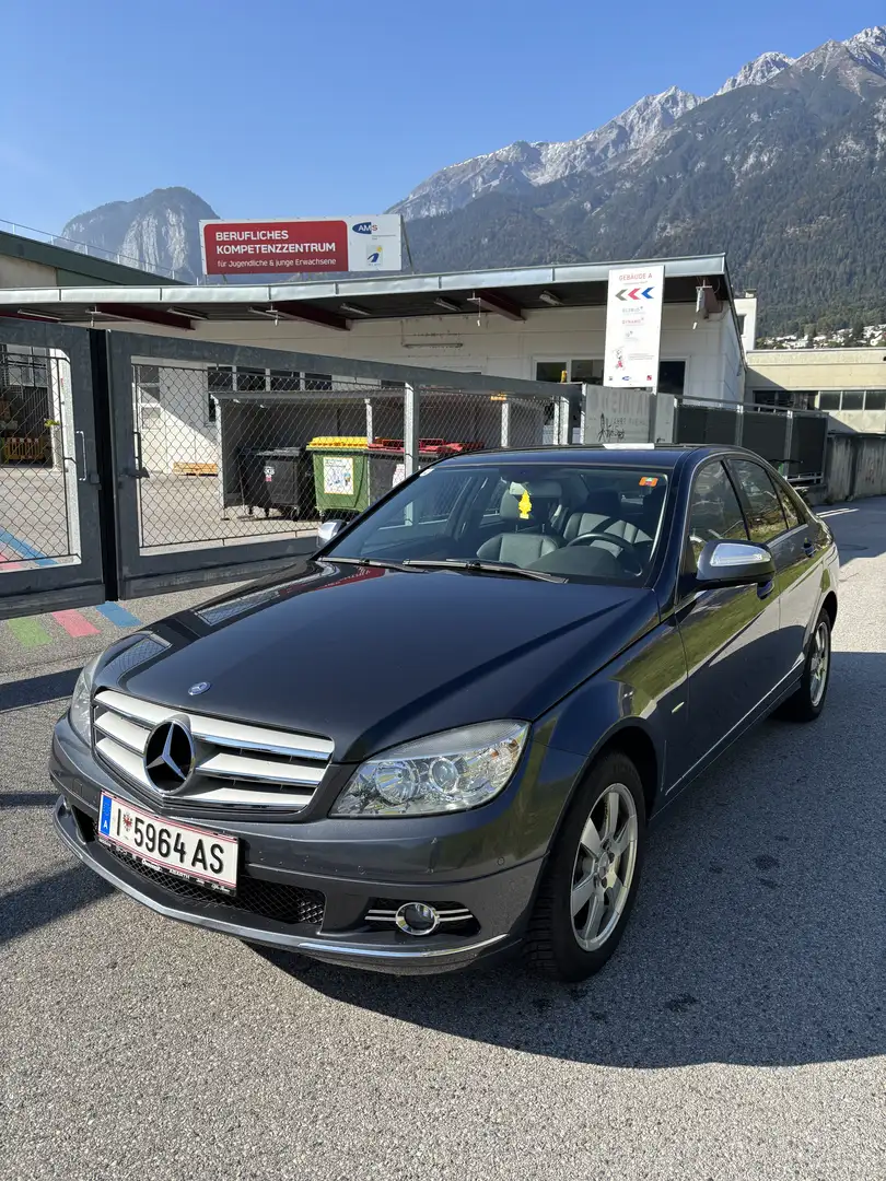 Mercedes-Benz C 180 Kompressor Classic Aut. Grau - 1
