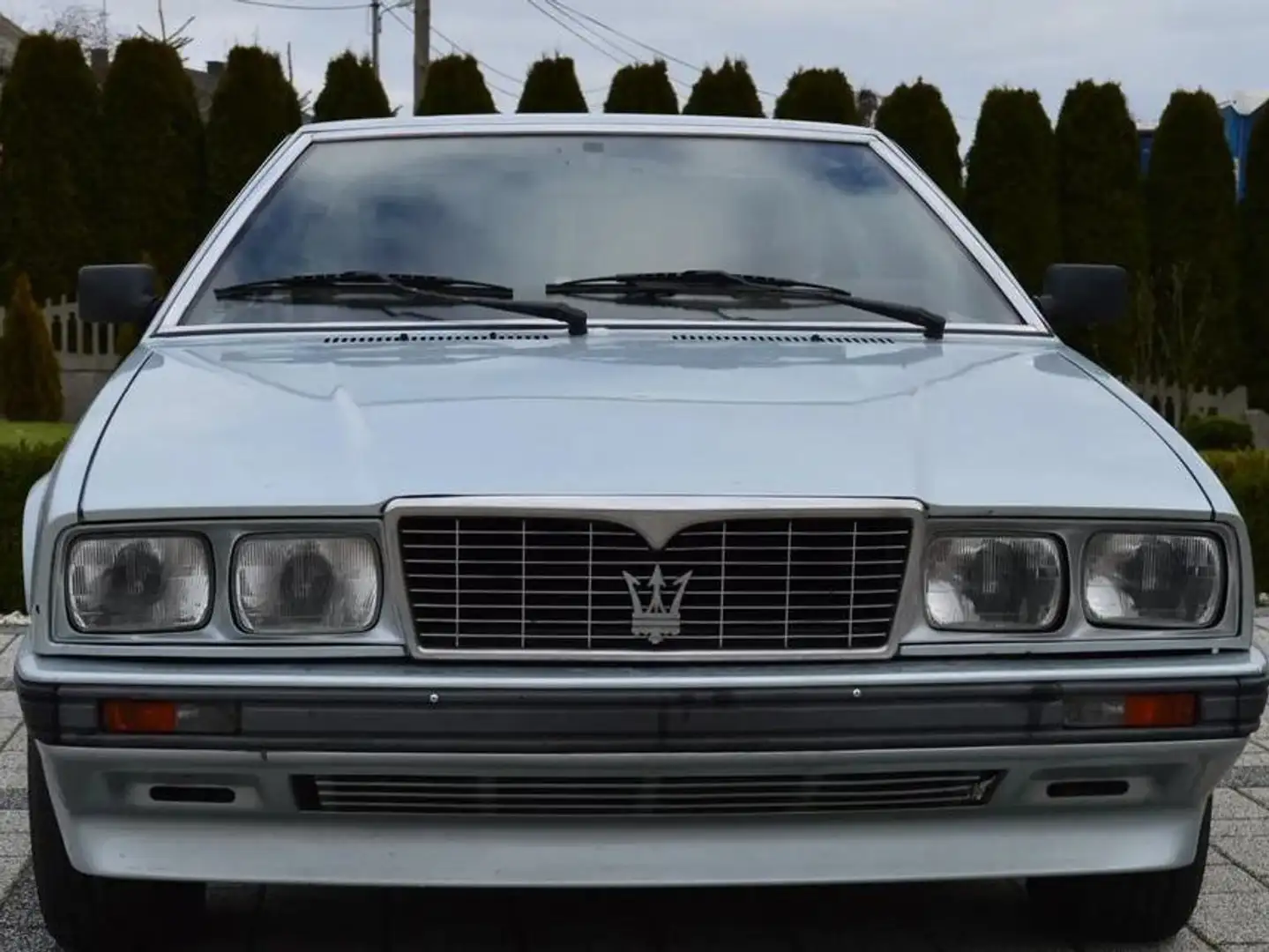 Maserati Biturbo Срібний - 1