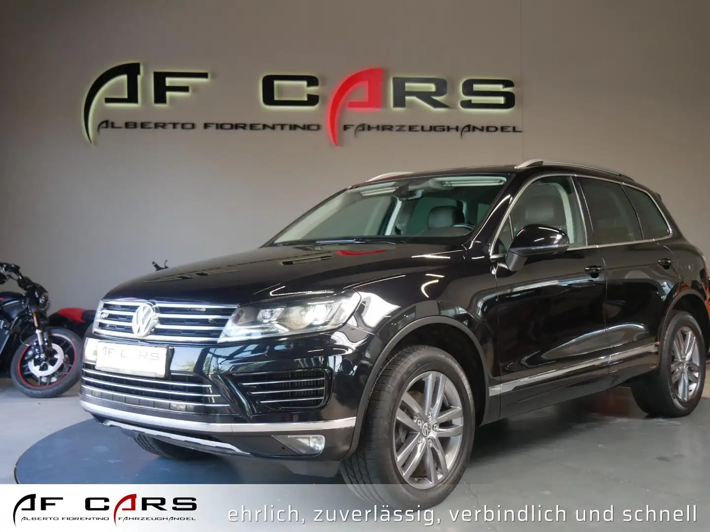 Volkswagen Touareg R Line Terrain Tech 4M AHK Kamera Standhzg. Schwarz - 1