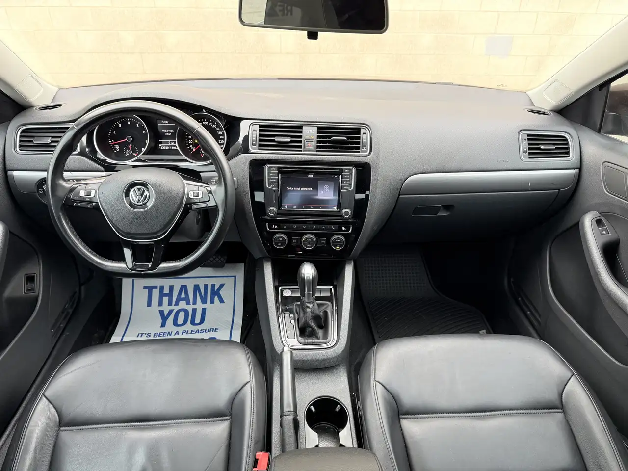 Volkswagen Jetta снимка Volkswagen Jetta