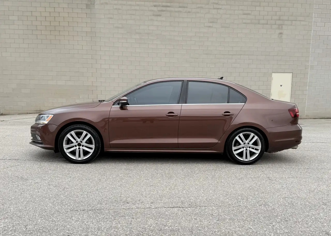 Volkswagen Jetta снимка Volkswagen Jetta