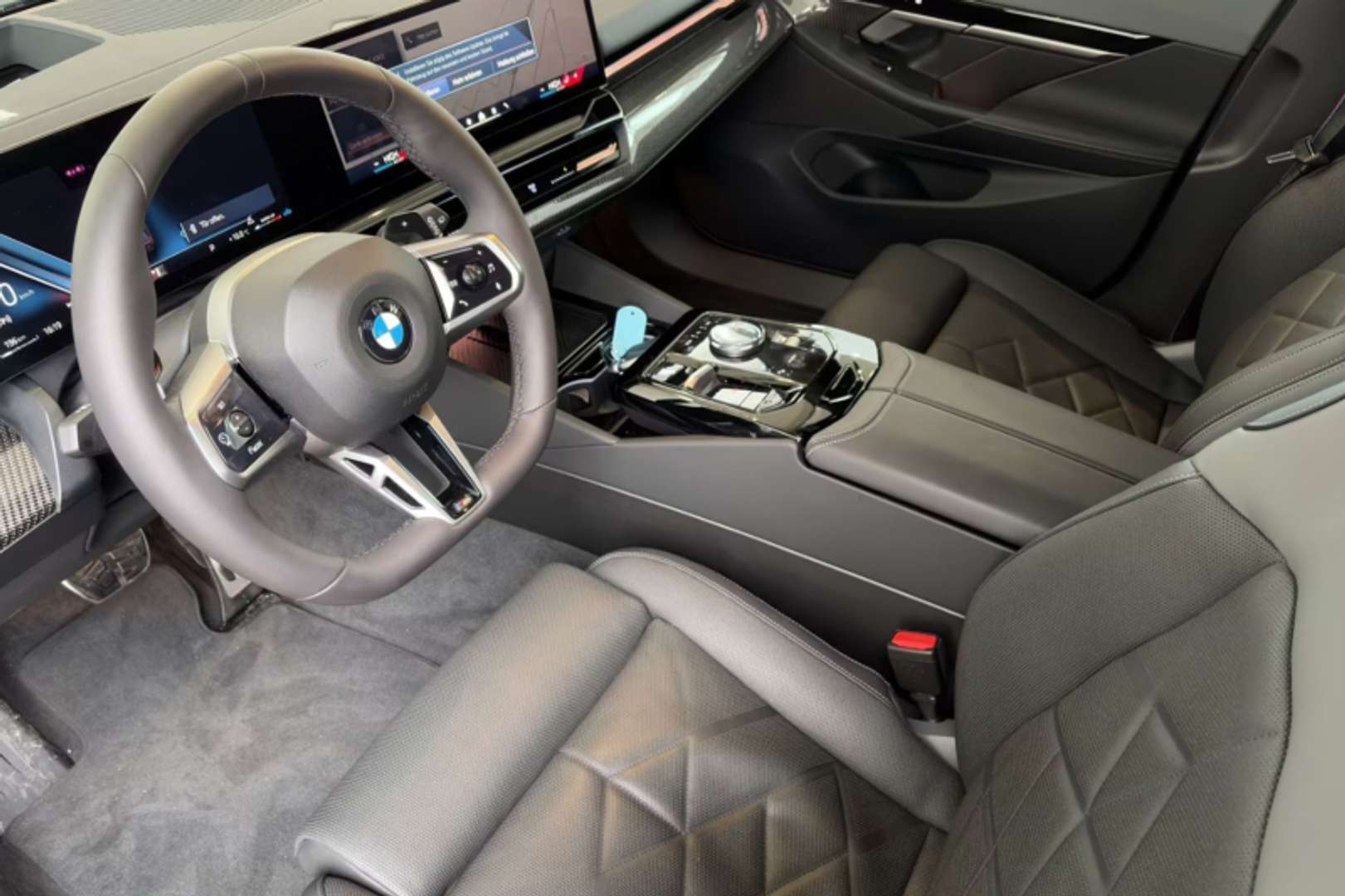 BMW Série 5 Touring M Sport 540d XDrive -  - Joinsteer - #5