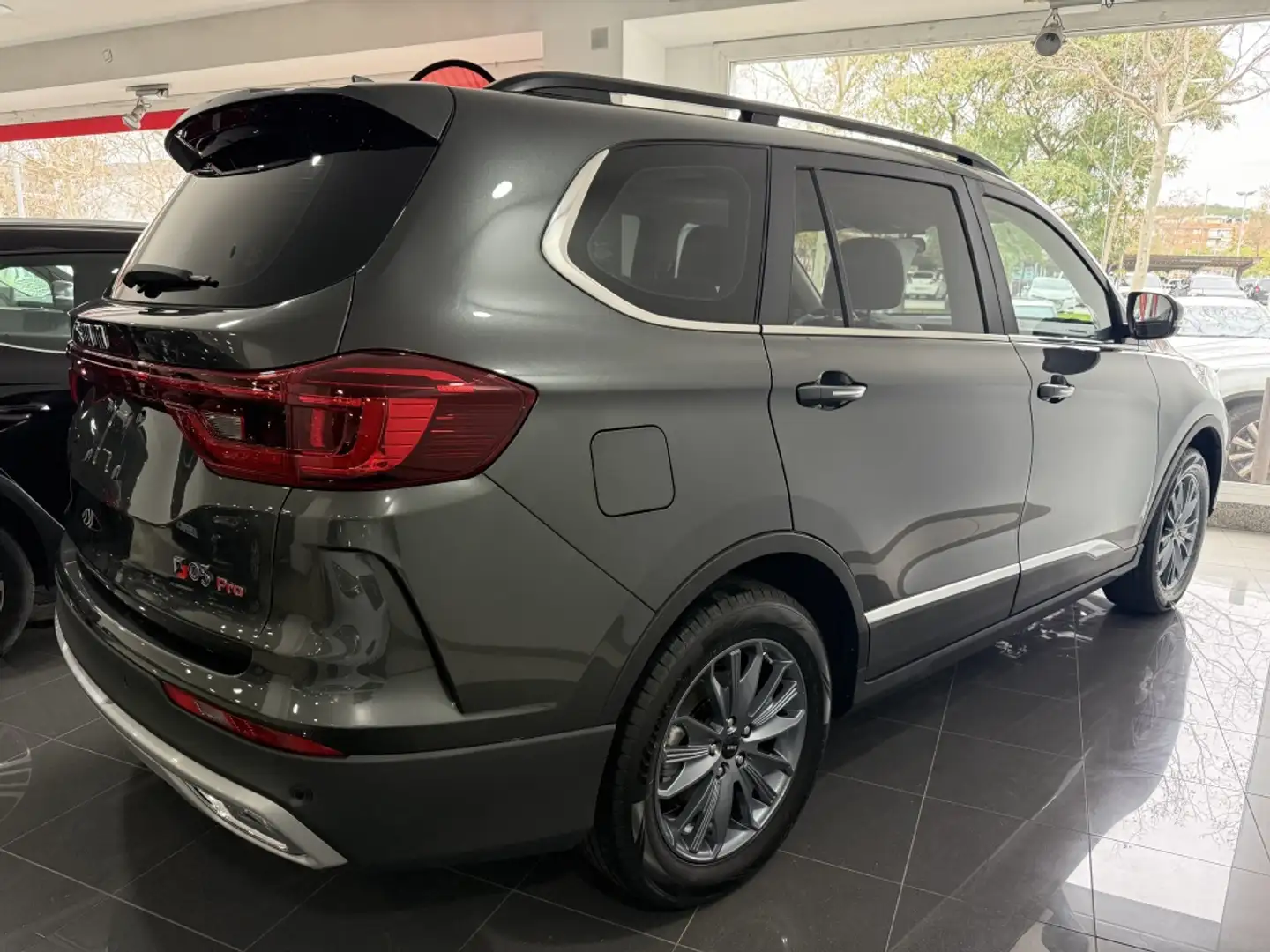 SWM G05 2.0 MT Grau - 1