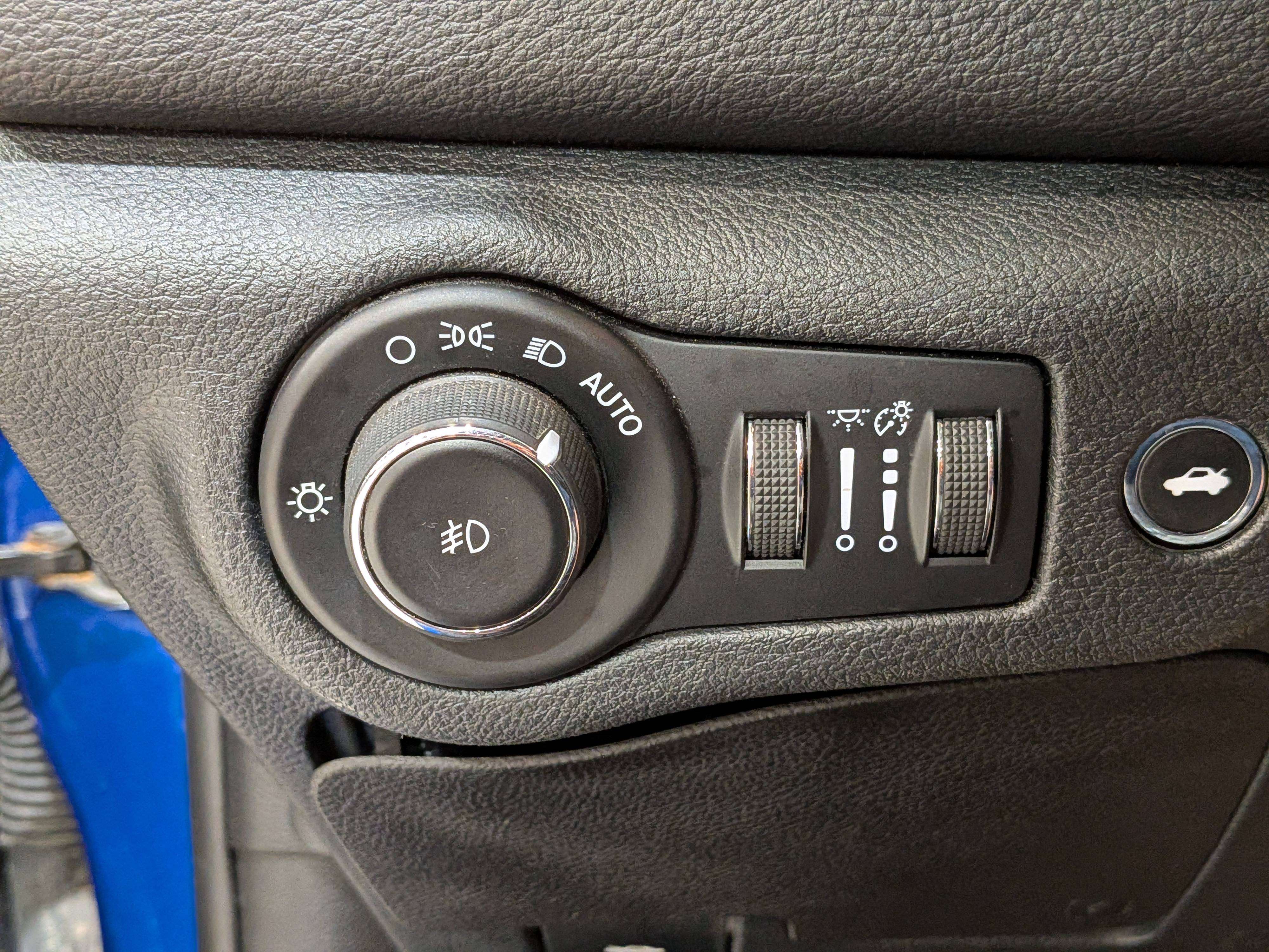 Chrysler 200 2016