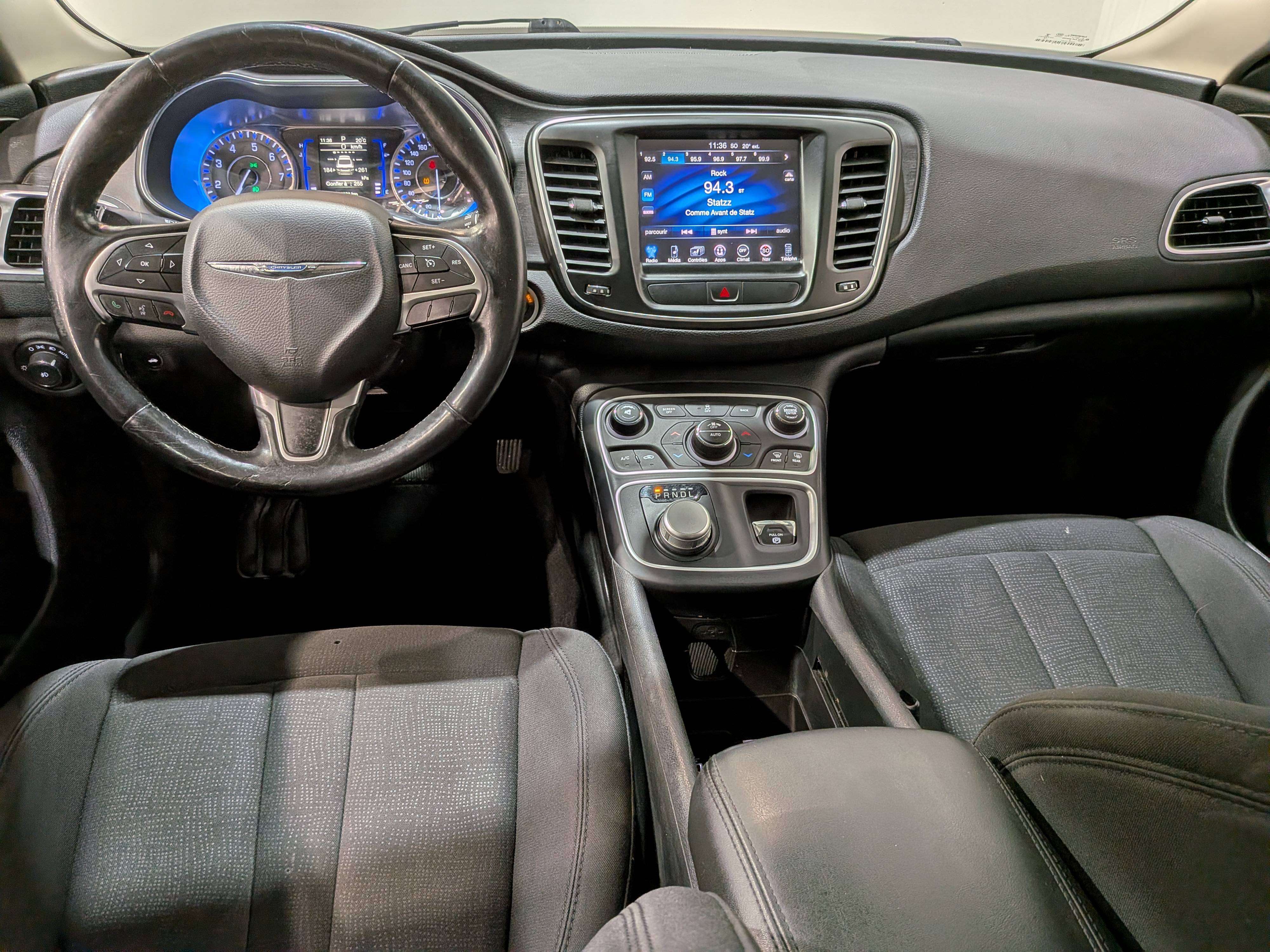 Chrysler 200 2016