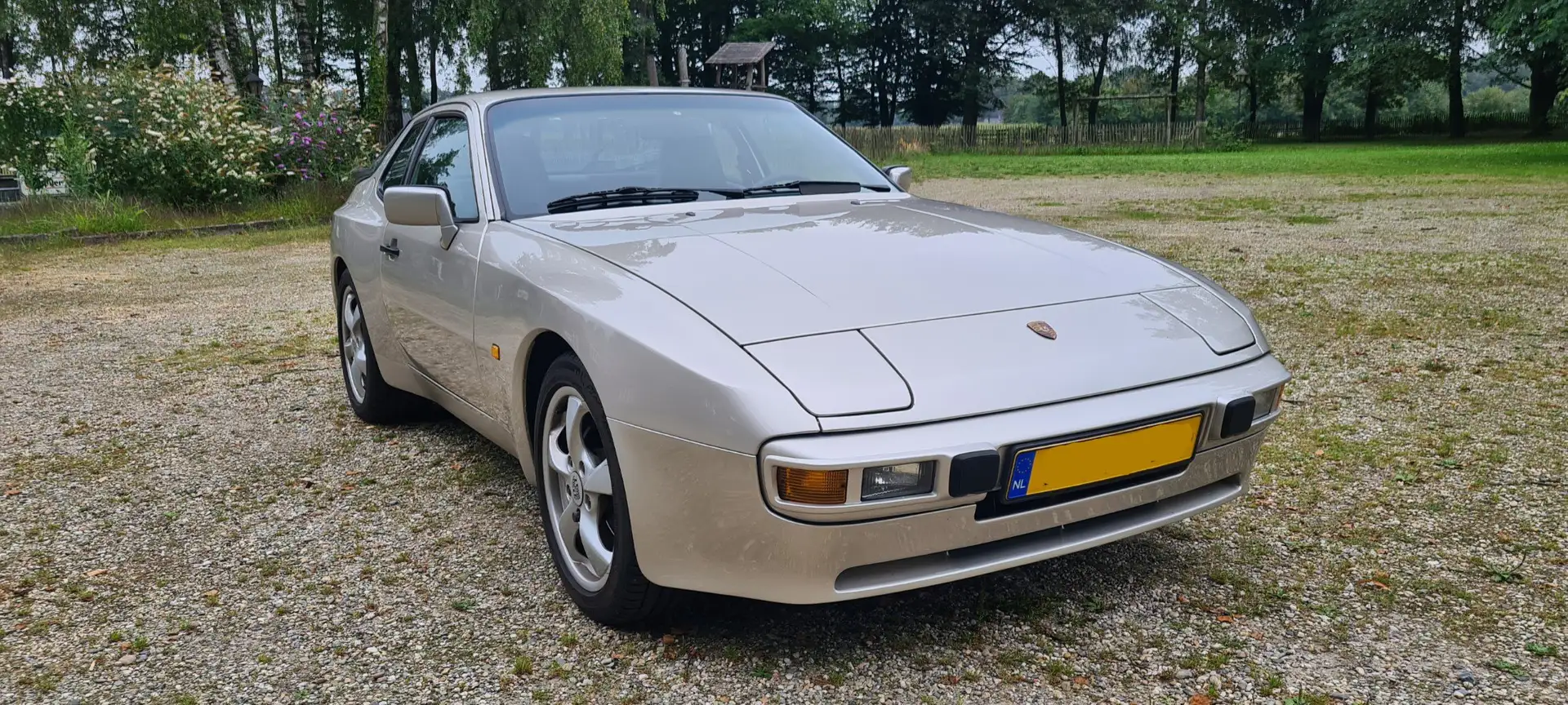 Porsche 944 2.5 Coupé Silver - 1