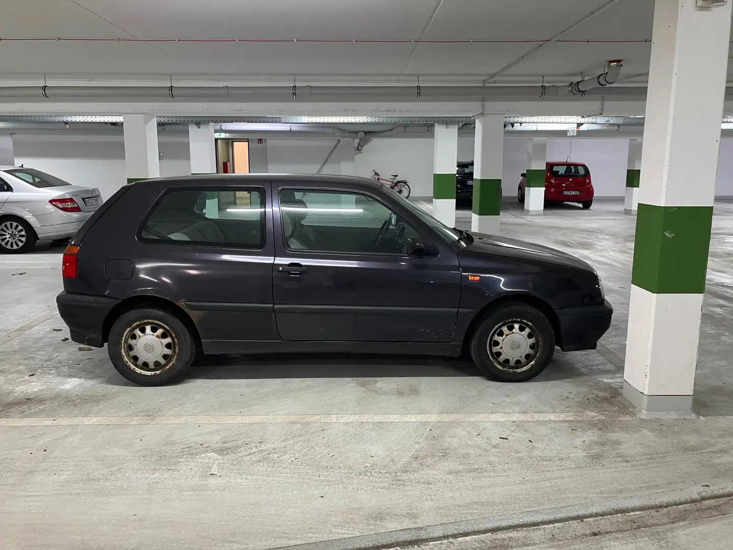Volkswagen Golf 1.8 GL Синий - 2