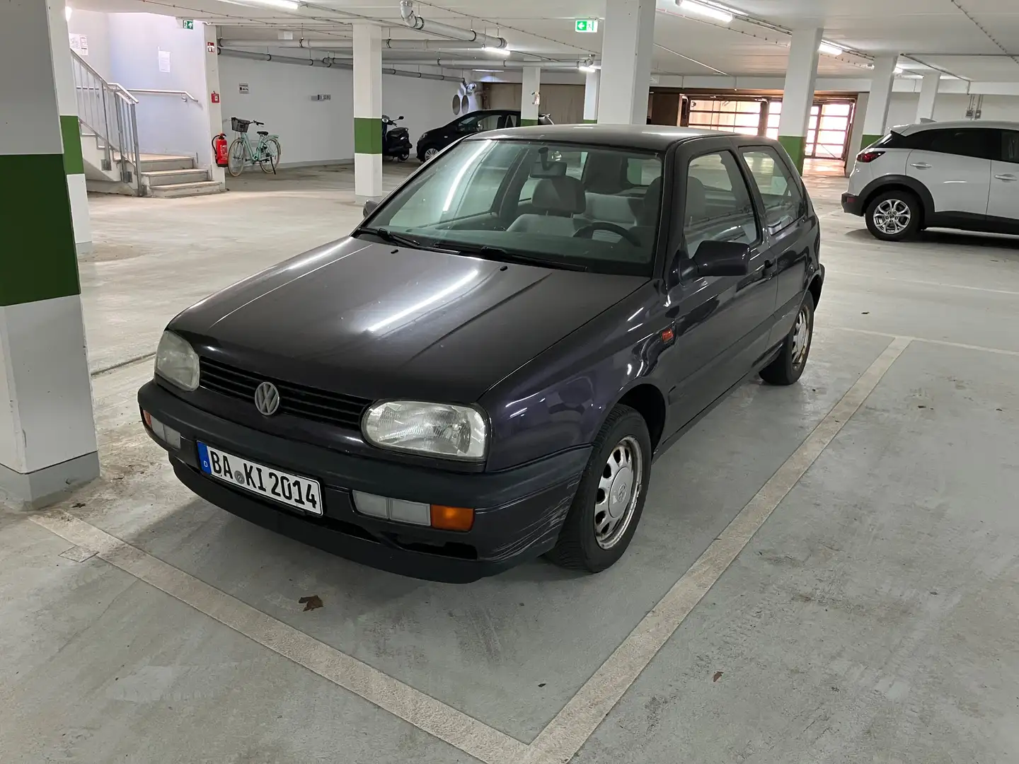 Volkswagen Golf 1.8 GL Синий - 1