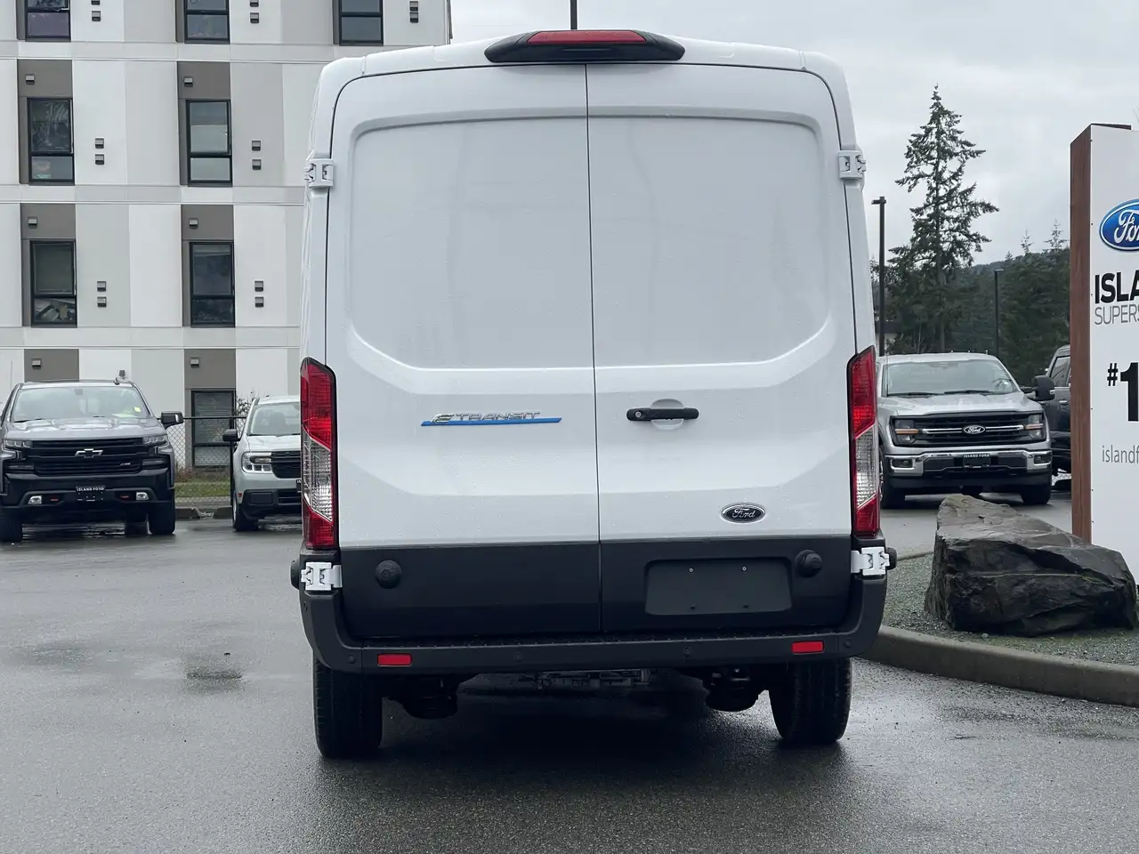 Ford Transit Cargo Van снимка Ford Transit Cargo Van