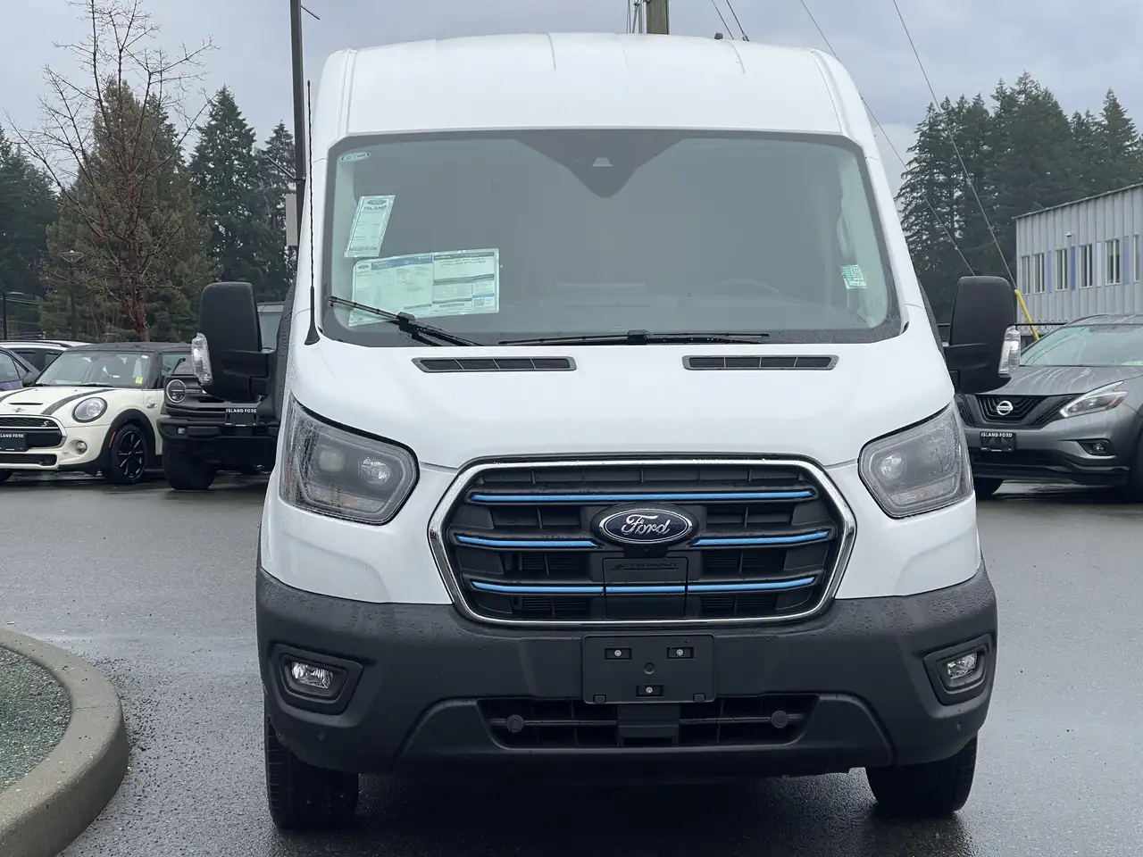 Ford Transit Cargo Van снимка Ford Transit Cargo Van