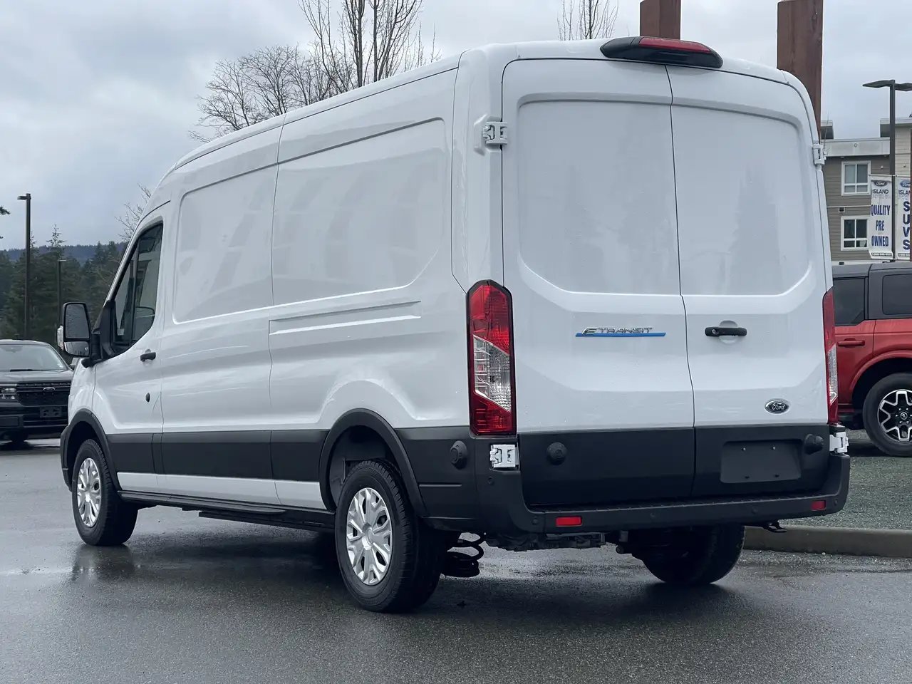 Ford Transit Cargo Van снимка Ford Transit Cargo Van