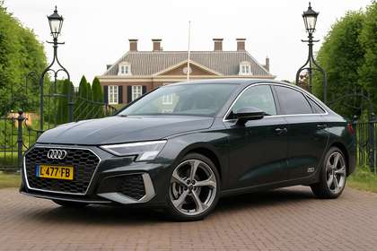 Audi A3 Limousine 30 TFSI S-LINE AUTOMAAT | NL-AUTO! | 1 E
