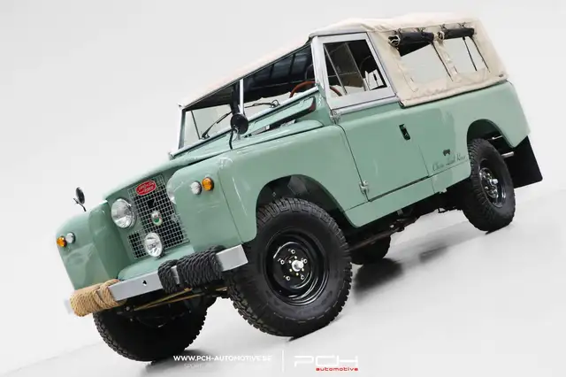 Land Rover Series IIA Cabriolet + Overdrive - FULLY FULLY RESTORED !!! -
