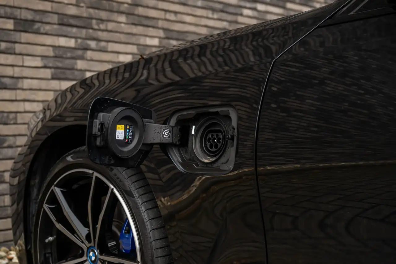 BMW 3 Series 3-serie Touring 330e M-Sport Live Cockpit Pa, миниатюра 16