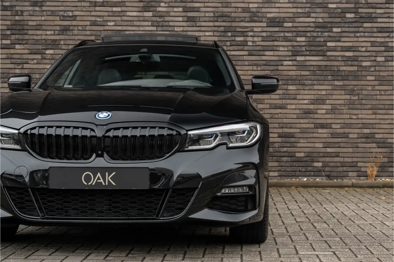 BMW 3 Series 3-serie Touring 330e M-Sport Live Cockpit Pa, миниатюра 4