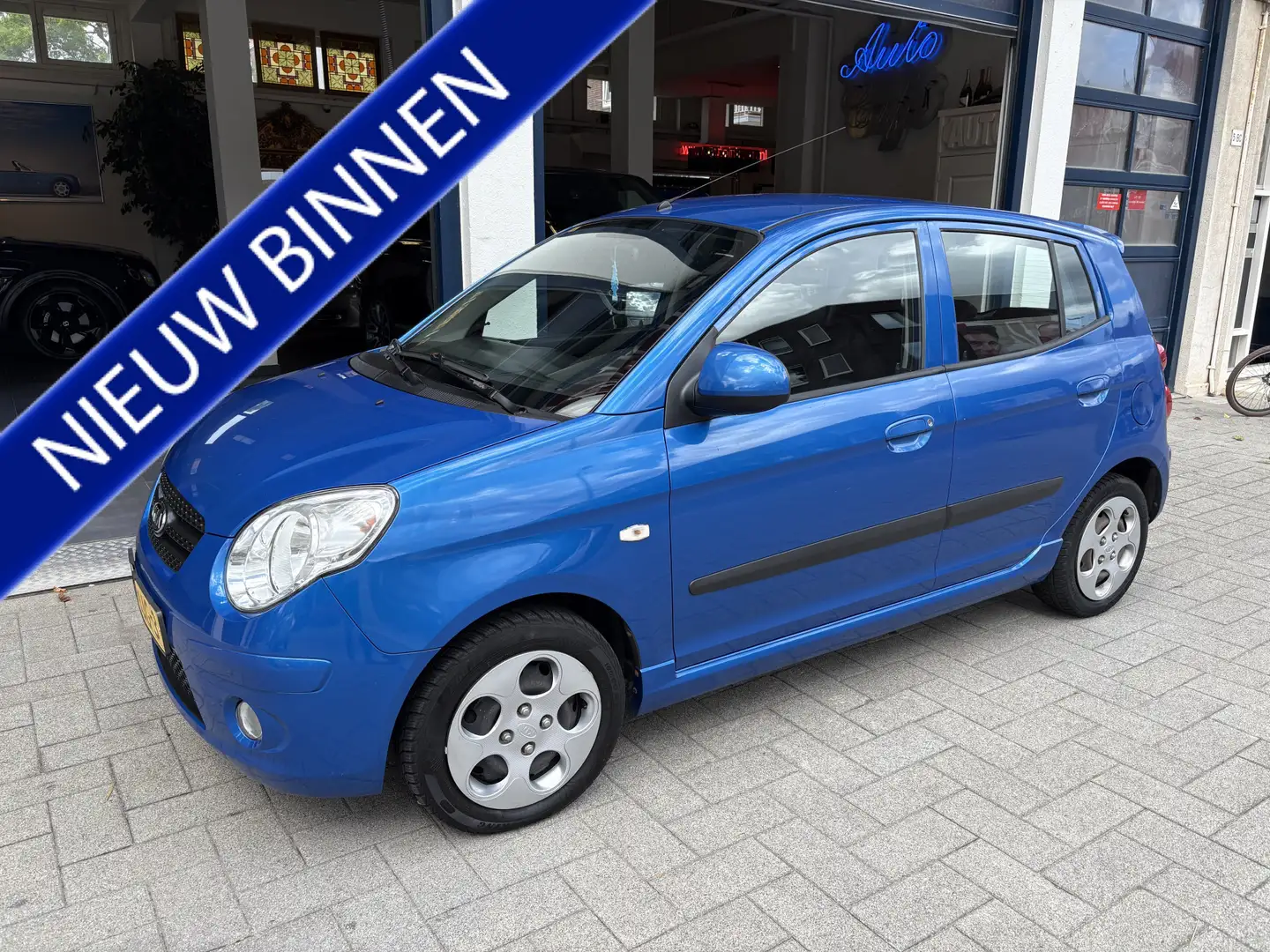 Kia Picanto 1.1 Fifteen AIRCO Bleu - 1