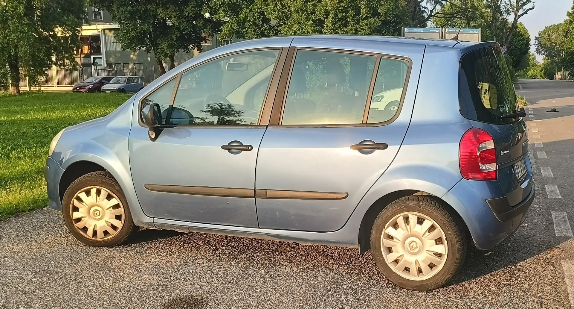 Renault Modus 1.2 16v Dynamique - 1