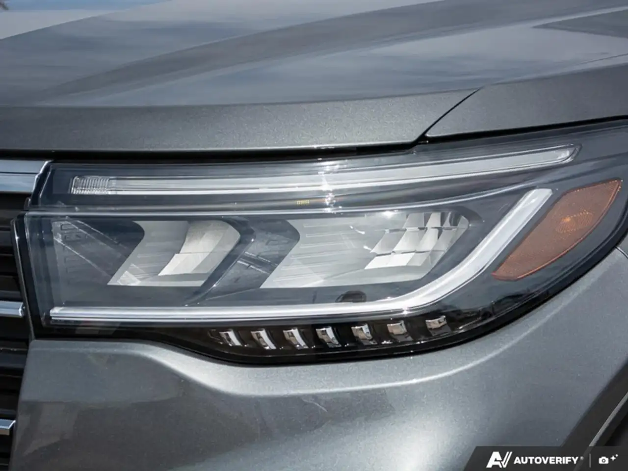 Ford Explorer photo Ford Explorer