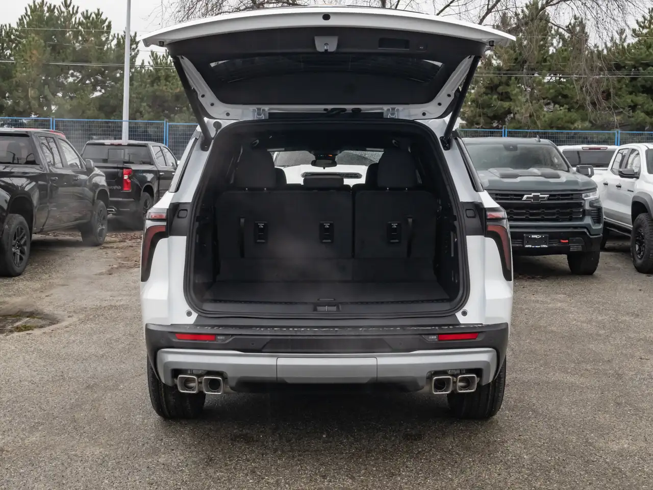 Chevrolet Traverse снимка Chevrolet Traverse