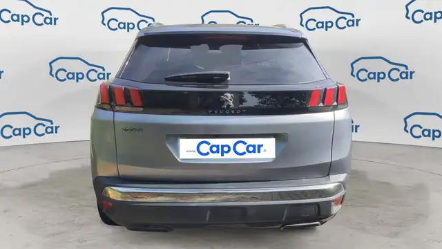 Peugeot 3008 view 3