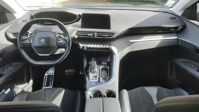 Peugeot 3008 view 11