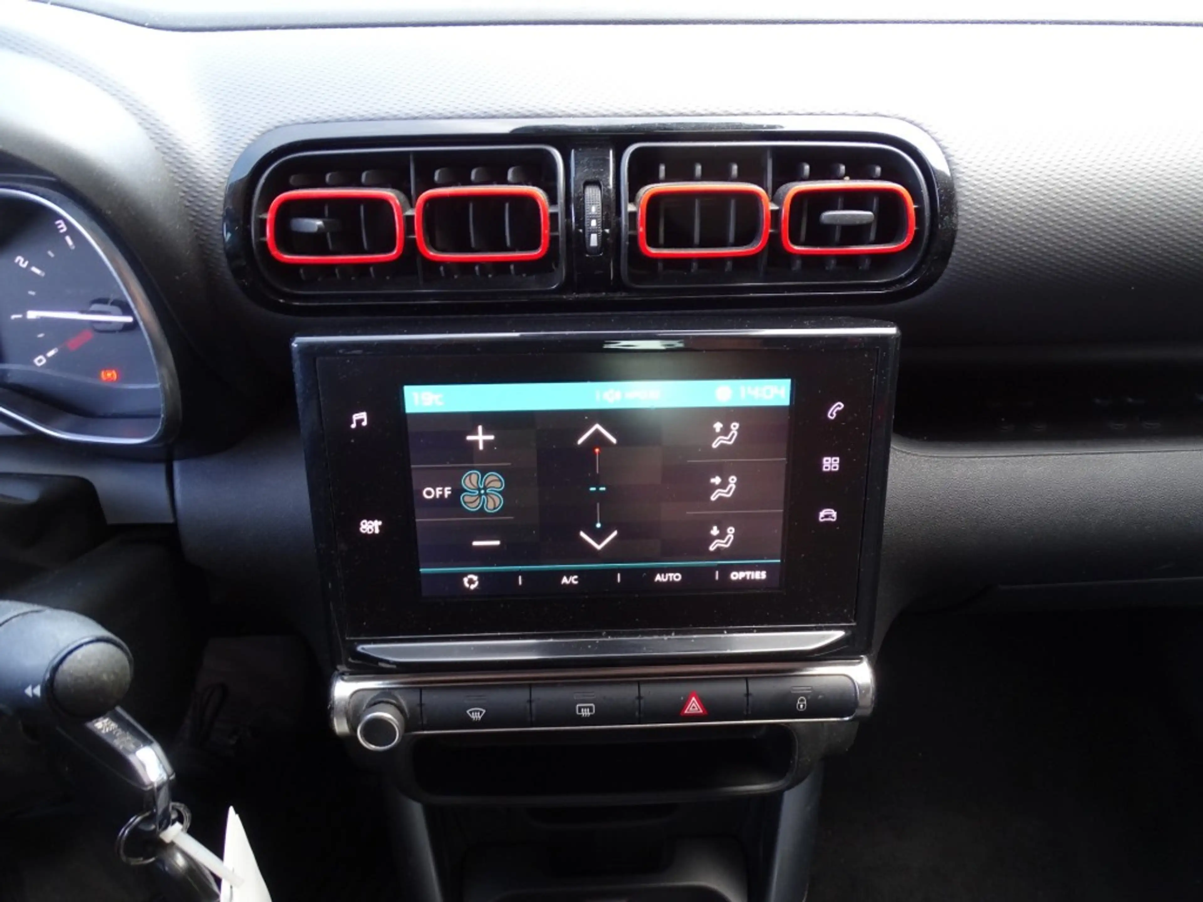 Citroen C3 C3 Aircross 1.2 PT S&S FEEL-Media app-Blth-Airco e — photo 9