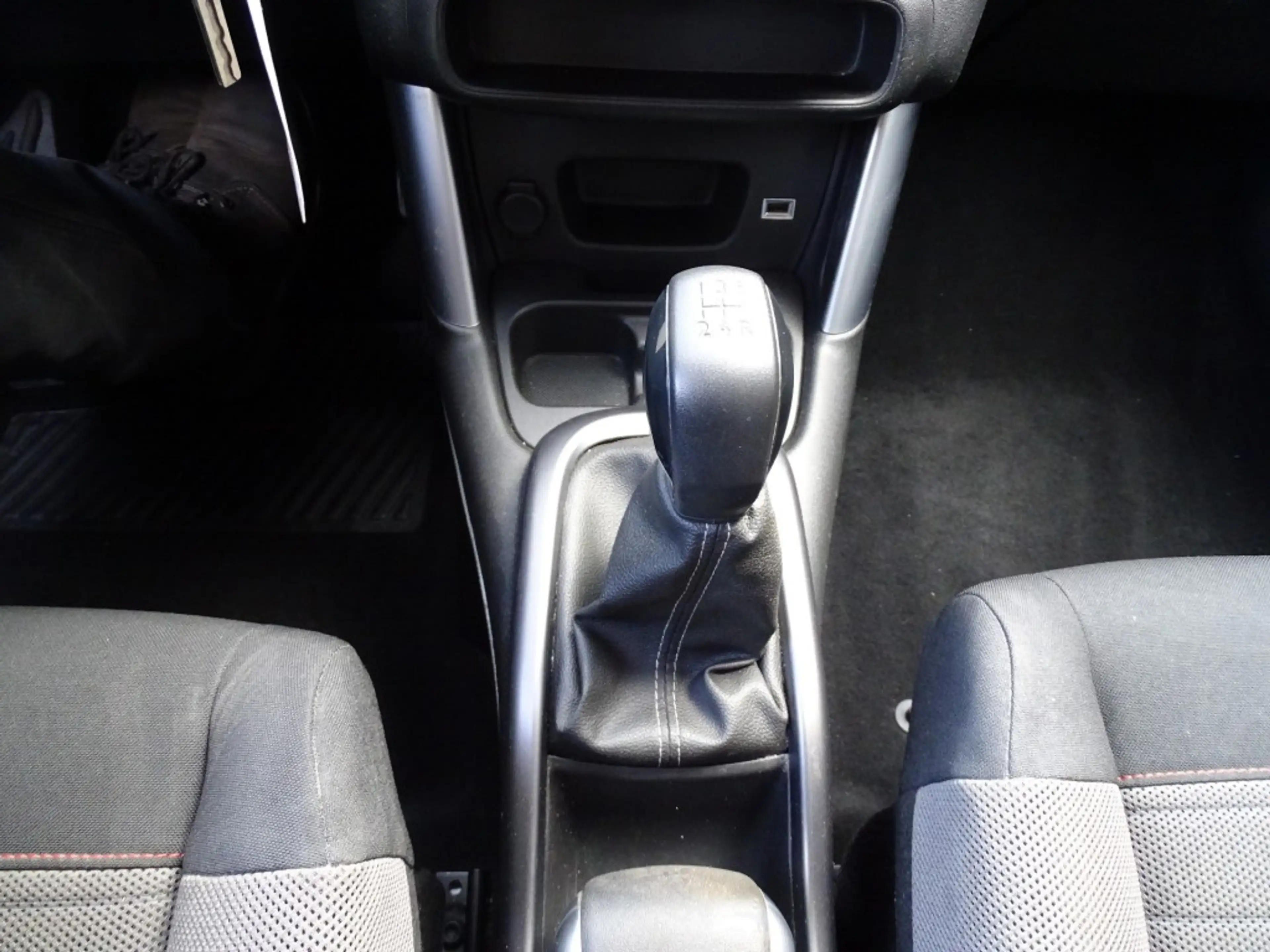 Citroen C3 C3 Aircross 1.2 PT S&S FEEL-Media app-Blth-Airco e — photo 12