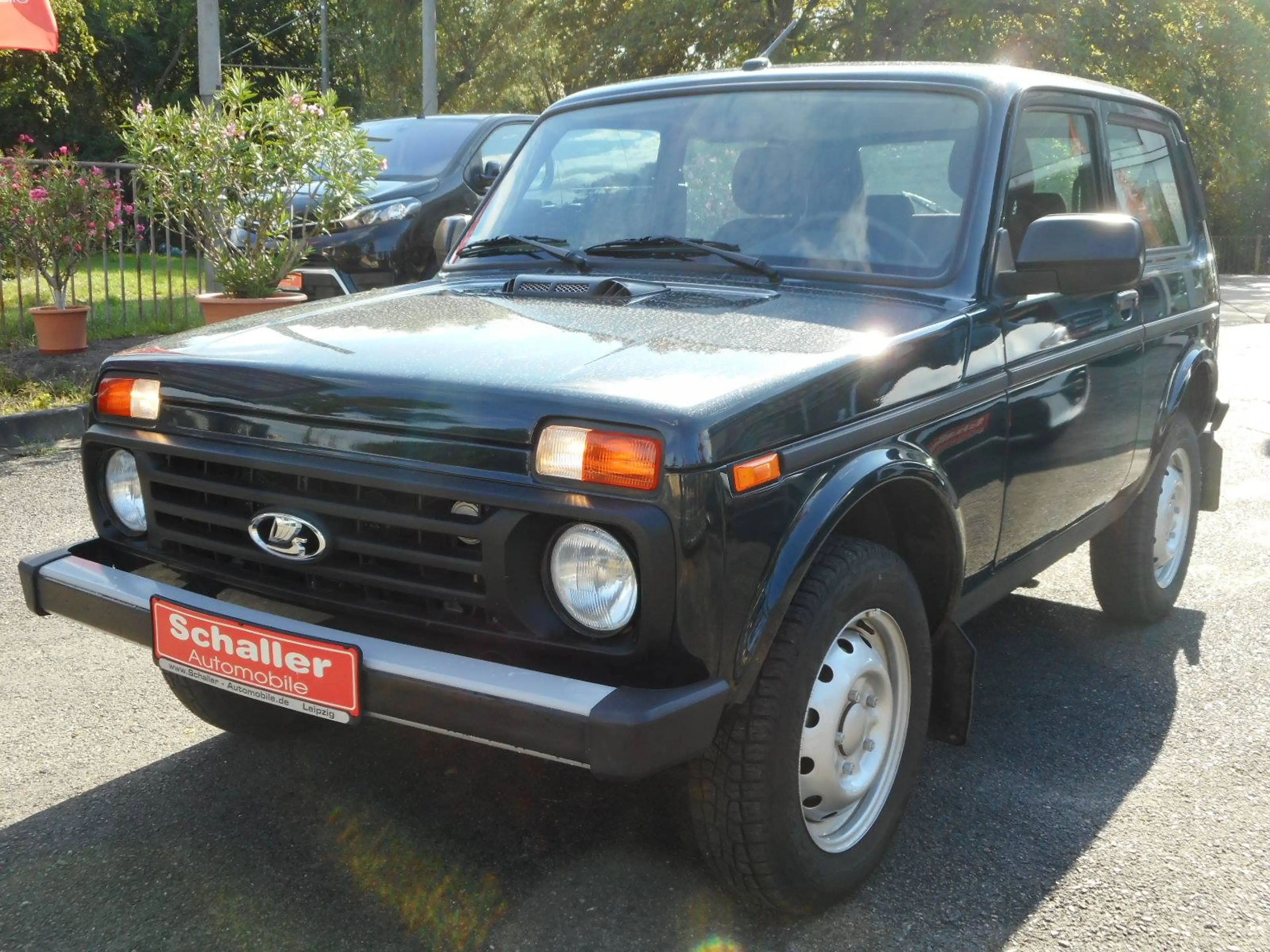 Lada Niva 4x4 Legend, Klima, nur 16.000 km! — photo 3