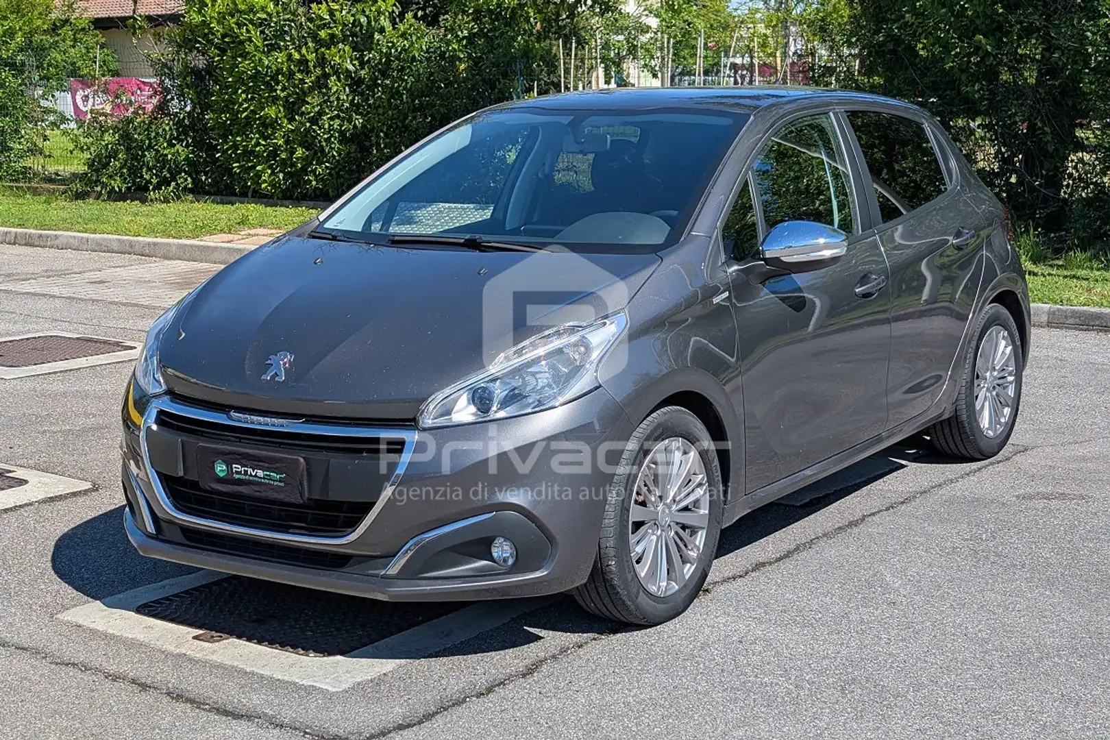 Peugeot 208 PureTech 82 5 porte Style Argento - 1