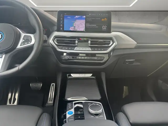BMW iX3 Impressive Ansicht 13