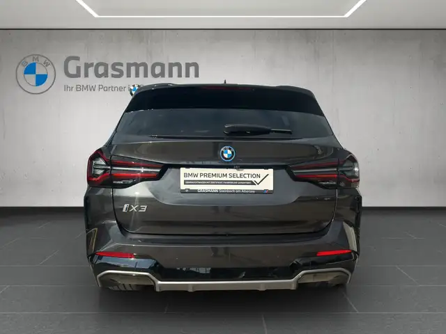 BMW iX3 Impressive Ansicht 4