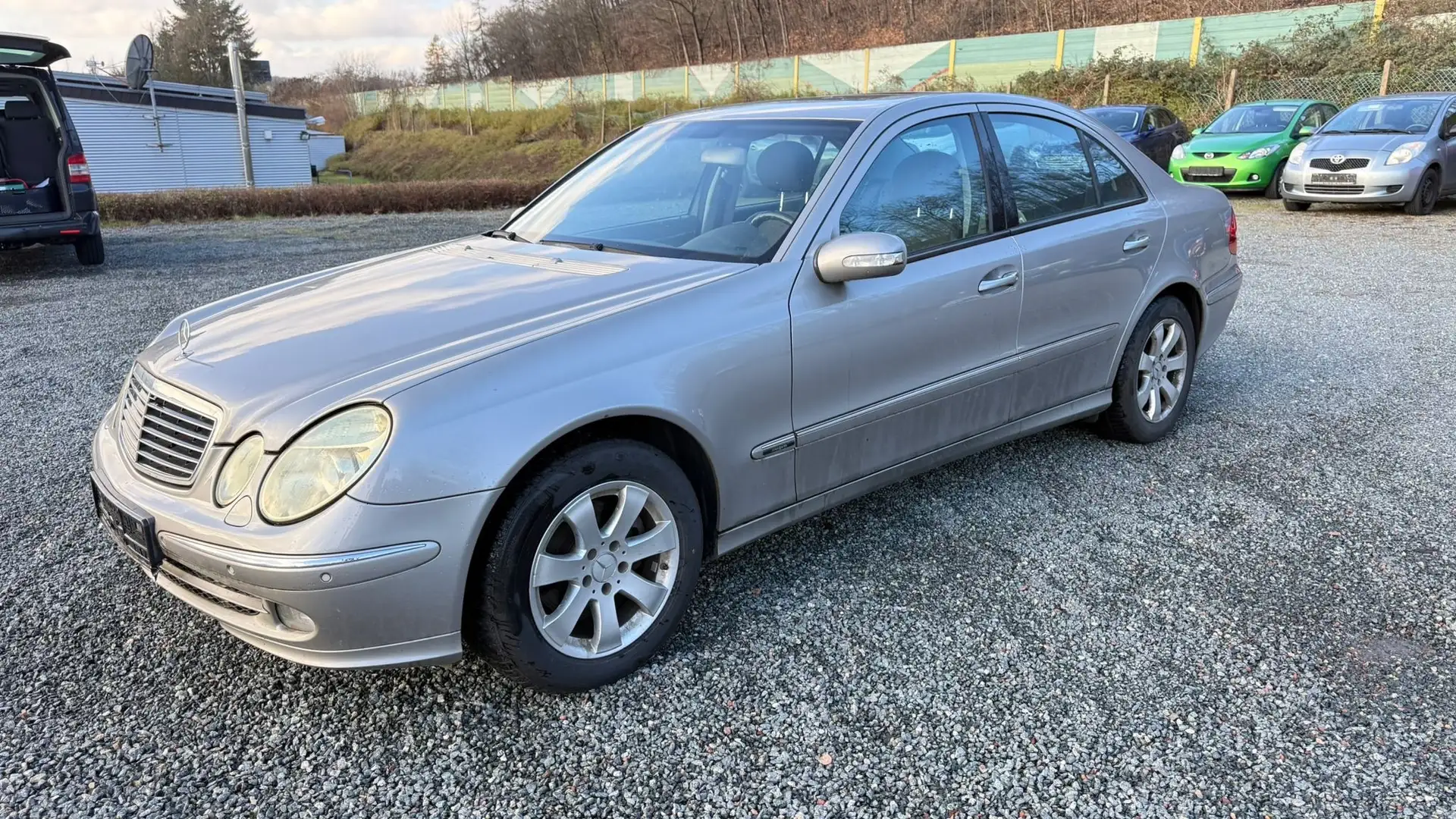 Mercedes-Benz E 320 E 320 CDI (211.022) Grau - 2