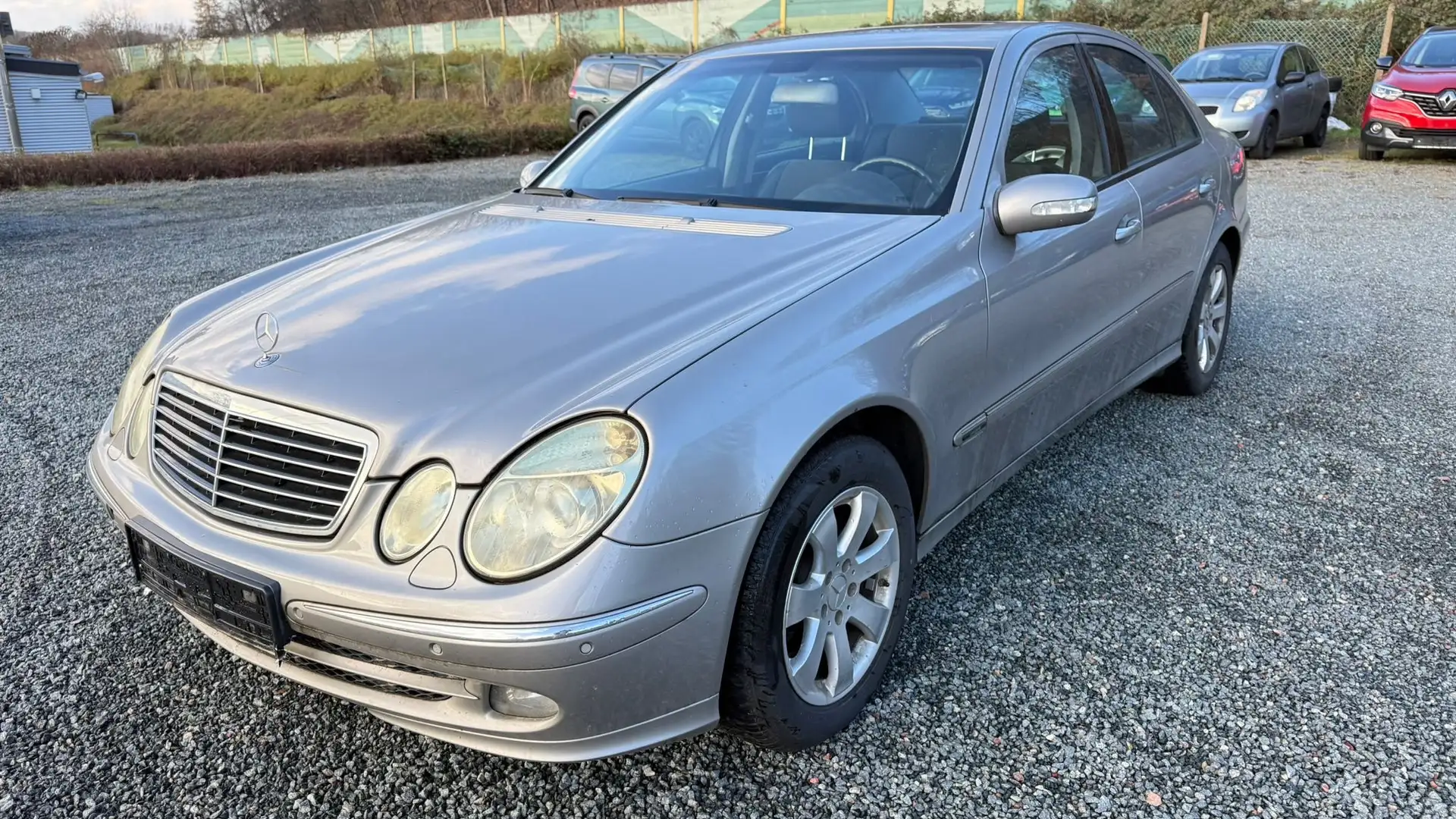 Mercedes-Benz E 320 E 320 CDI (211.022) Grau - 1