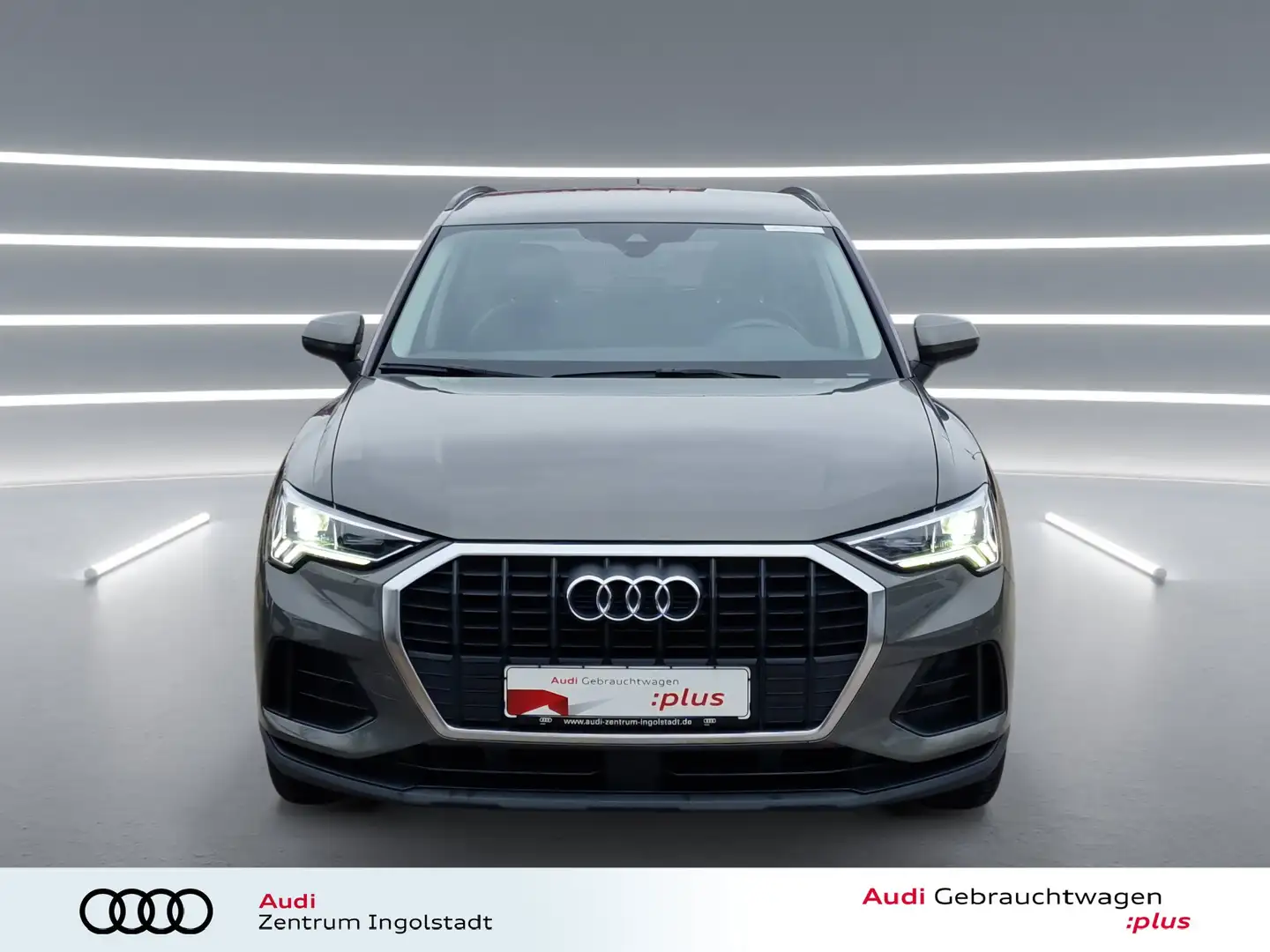 Audi Q3 35 TFSI AHK LED Kamera NAVI+ SHZ Virtual 18" Grau - 2